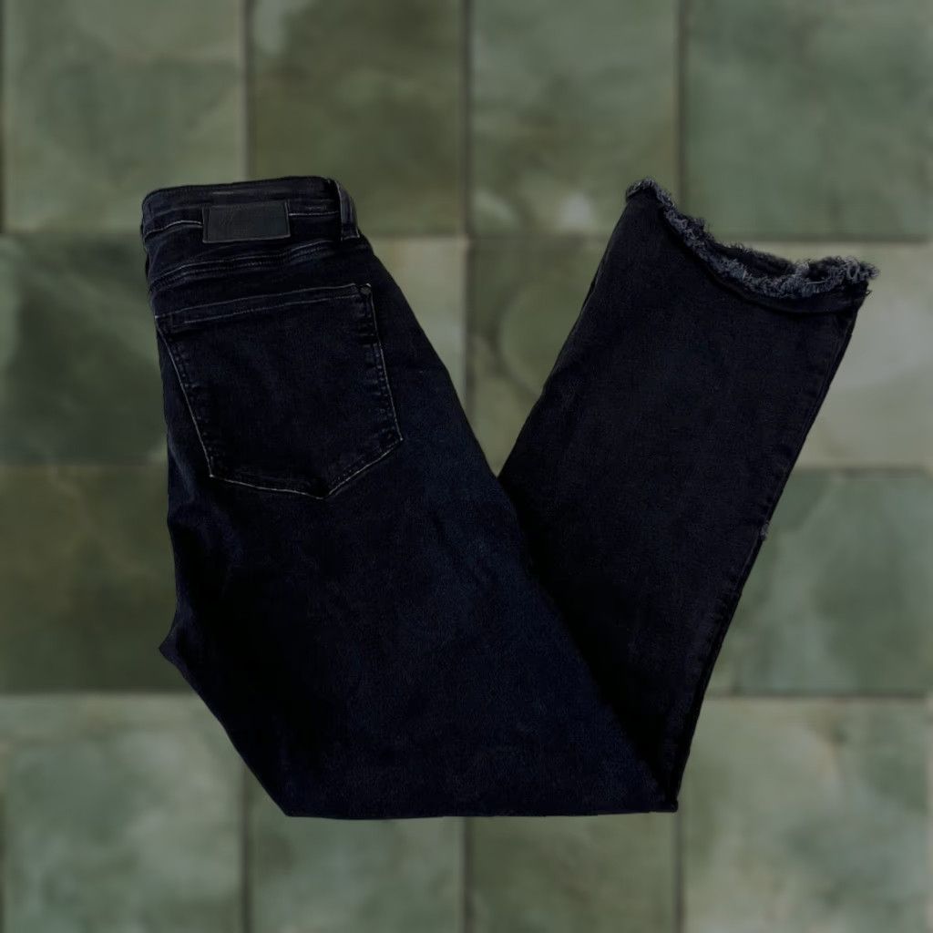 Mavi Mavi Womens Jeans 25 Anika Crop Flare Black Denim Frayed Edges Mid Rise Size 42" / US 20 - 1 Thumbnail