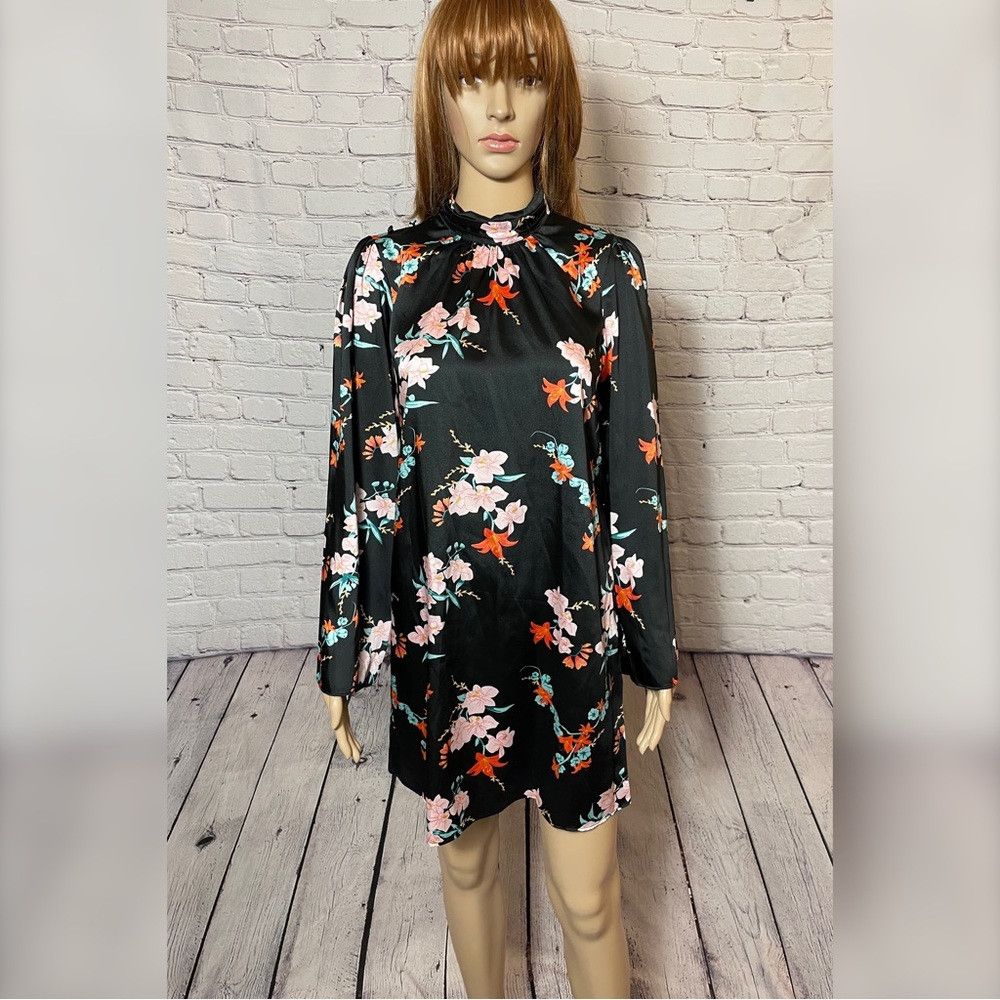 River Island River Island Floral Black Mini Dress Size 4 Size S / US 4 / IT 40 - 3 Thumbnail