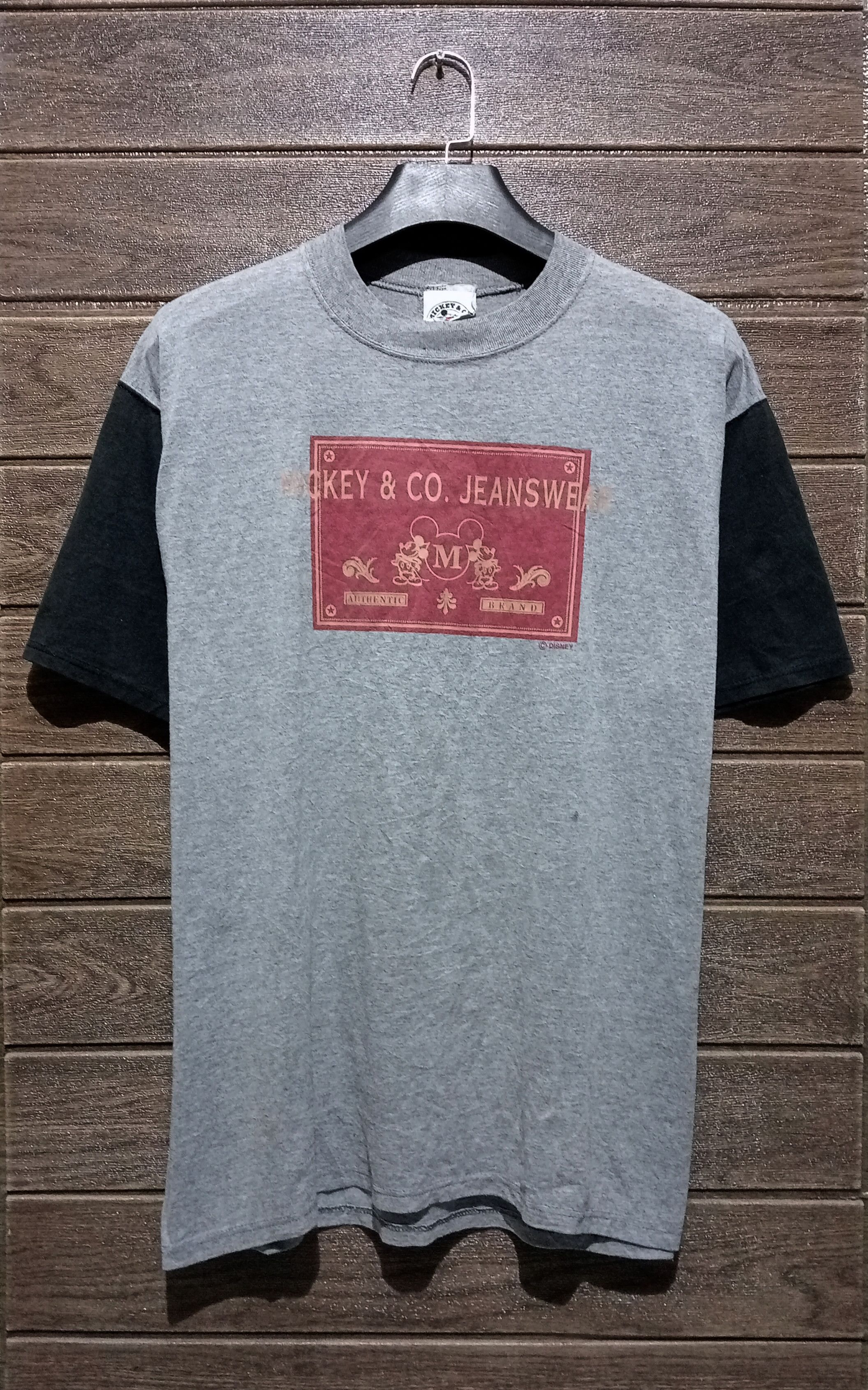 Mickey & Co. Vintage '90s Mickey & Co Tee USA Size US L / EU 52-54 / 3 - 1 Thumbnail