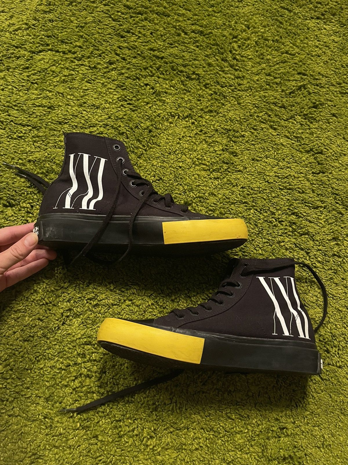 Marcelo Burlon Marcelo Burlon avant garde high top sneakers Size US 8 / EU 41 - 3 Thumbnail