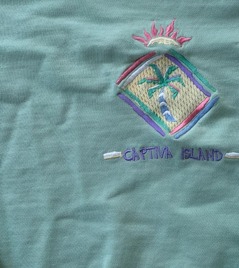 Designer Top Threads Vintage Captiva Island Crewneck L/XL Size L / US 10 / IT 46 - 2 Thumbnail