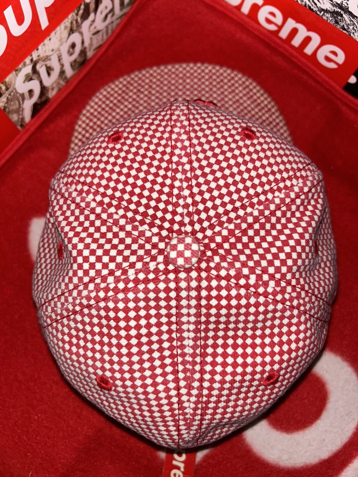 Supreme Supreme 2004 LA Checkered New Era Cap 7 5/8 Vintage RARE HAT Size ONE SIZE - 4 Thumbnail