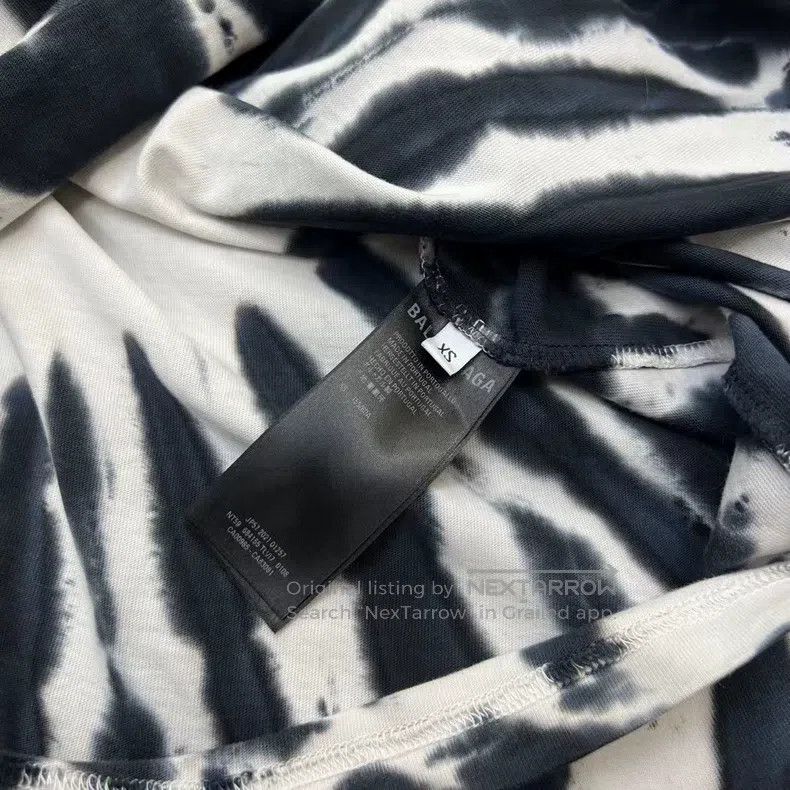 Balenciaga Balenciaga Tie-Dye Heart Logo Short-Sleeve T-Shirt Size US XS / EU 42 / 0 - 4 Thumbnail