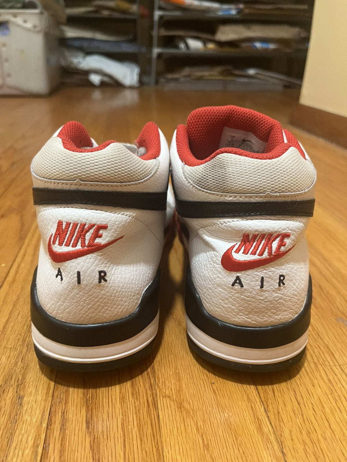 Nike SIZE 7 MEN - Nike Flight Legacy Red Size US 7 / EU 40 - 4 Thumbnail