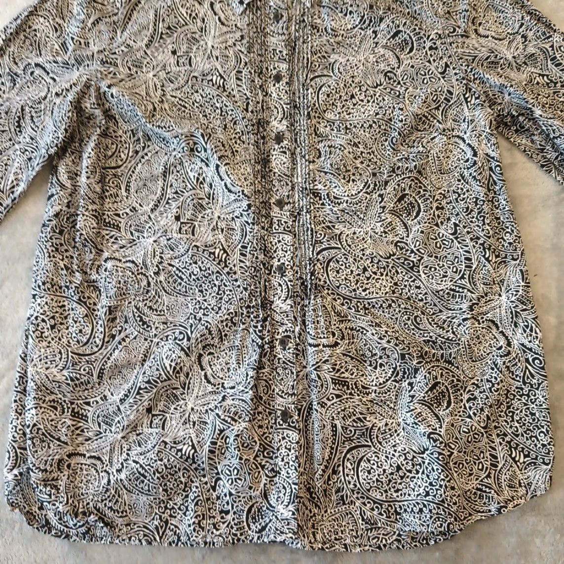 Talbots Talbots Shirt Womens Medium Black Paisley Long Sleeve Button Up Lightweight Regular Cotton Size M / US 6-8 / IT 42-44 - 4 Thumbnail