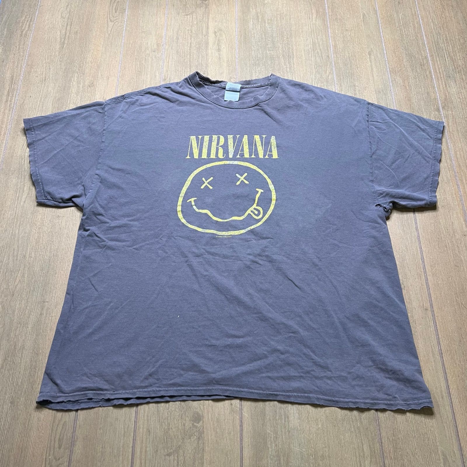Other Nirvana Smiley Face Band Tee 2XL Distress Rock Reprint 1992 Size US XXL / EU 58 / 5 - 1 Thumbnail