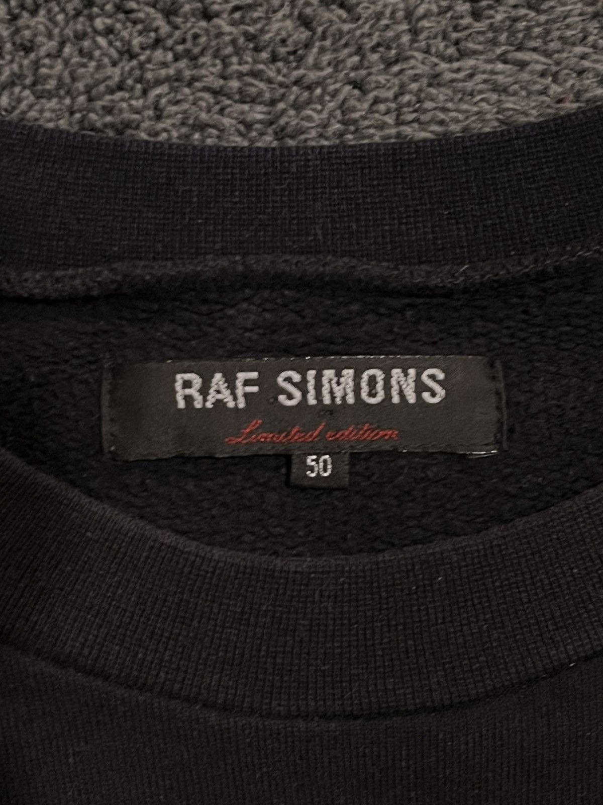 Raf Simons Raf Simons AW03 “Closer” Sample Dazzle Ships Crewneck Size US M / EU 48-50 / 2 - 3 Thumbnail