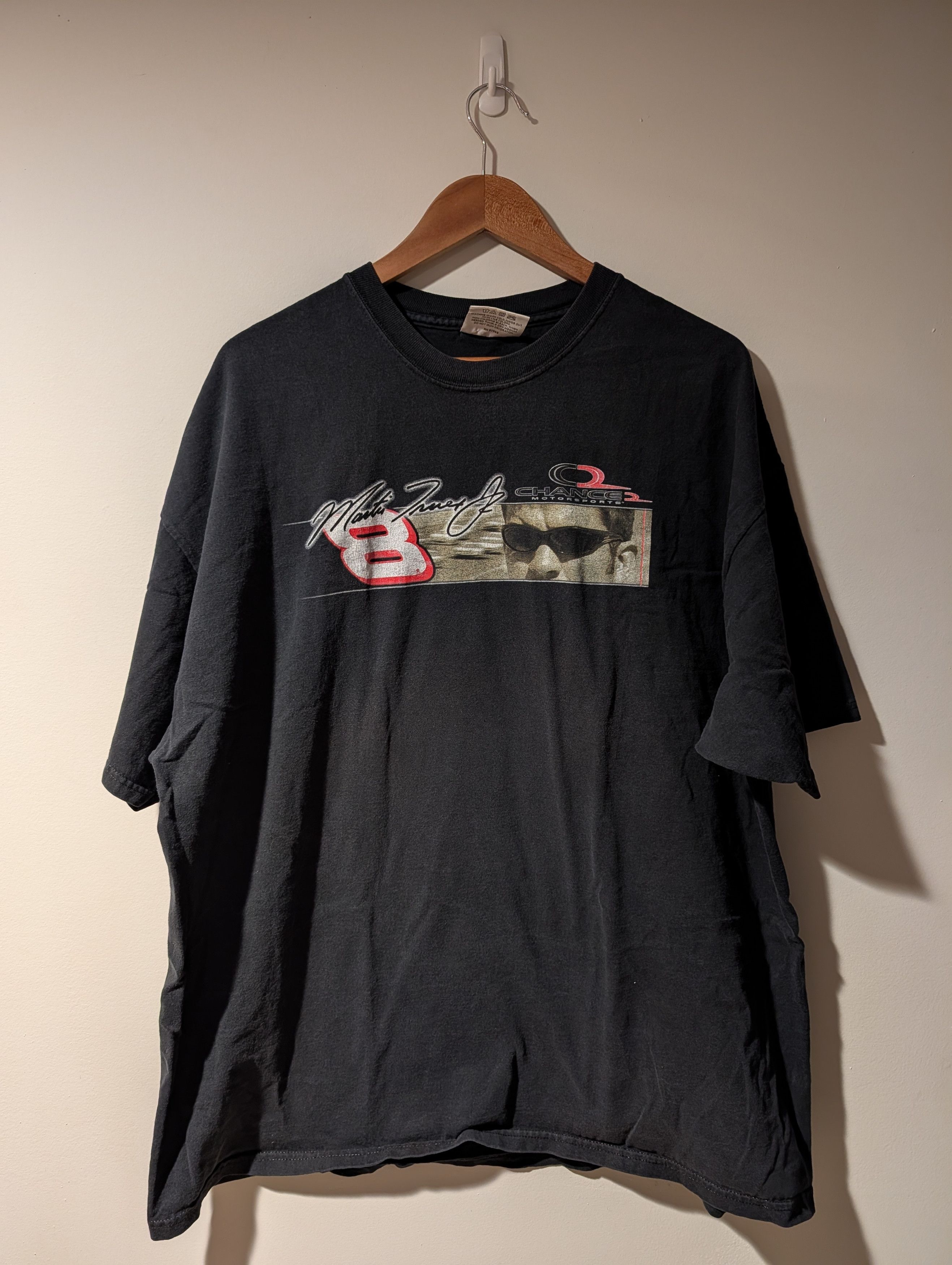 NASCAR Vintage Y2K Martin Truex Nascar Sports Racing Box T-Shirt Size US XL / EU 56 / 4 - 1 Thumbnail