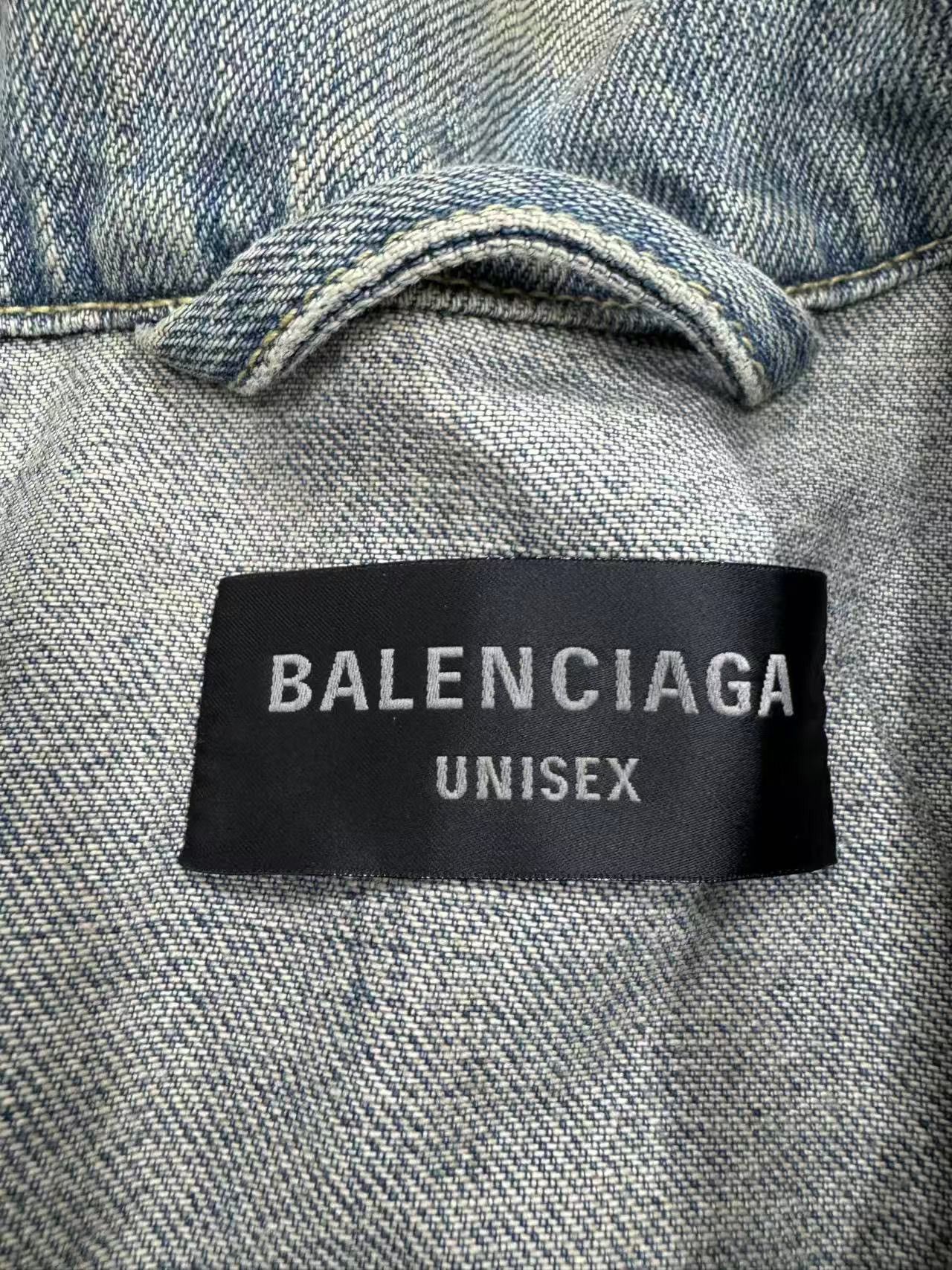 Balenciaga Balenciaga 3m Logo Denim Jacket，size L Size US L / EU 52-54 / 3 - 9 Thumbnail