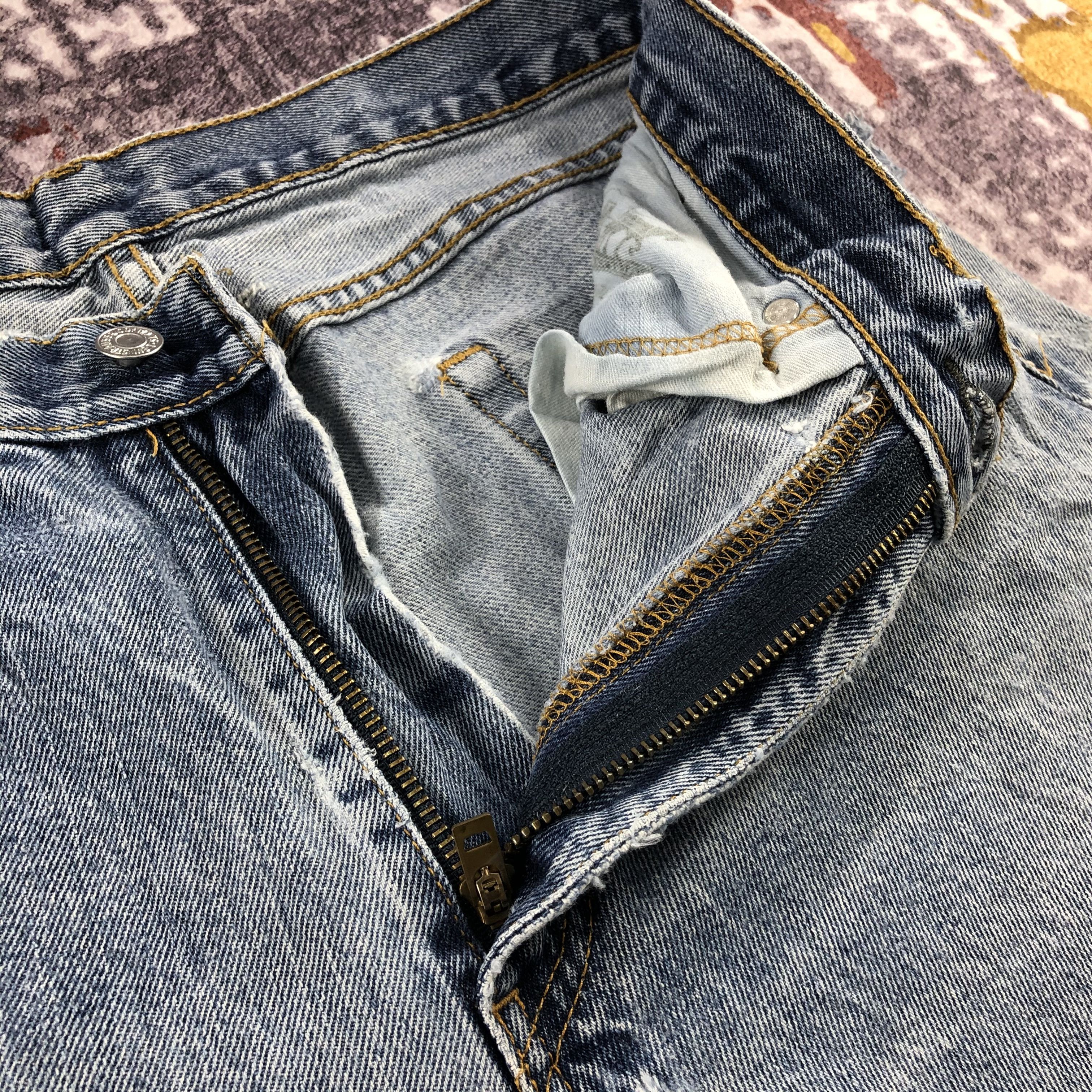 Levi's × Vintage Vintage Blue Wash Levis 505 Jeans-JM2533 Size US 33 - 15 Thumbnail