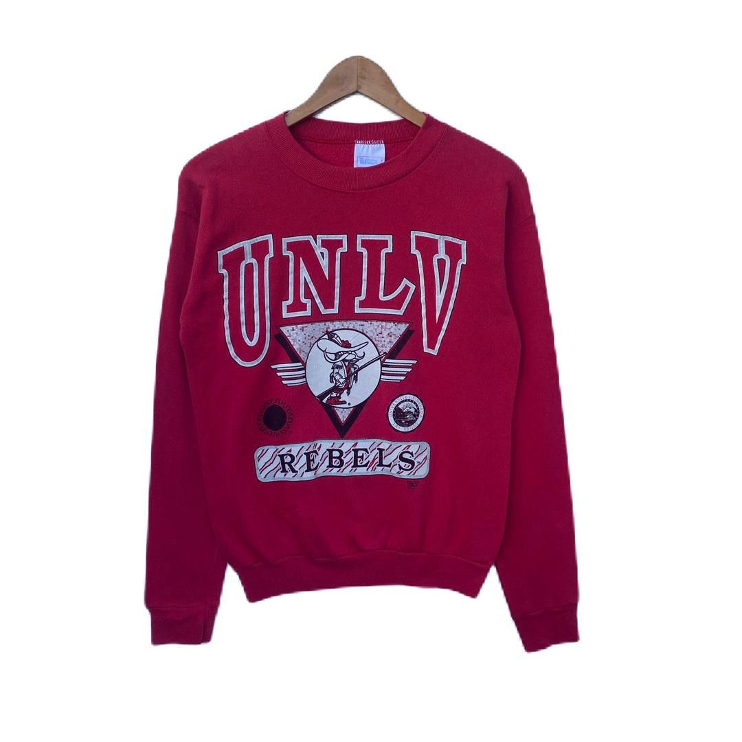 VINTAGE UNLV UNIVERSITY OF NEVADA SWEATSHIRT SMALL MEDIUM