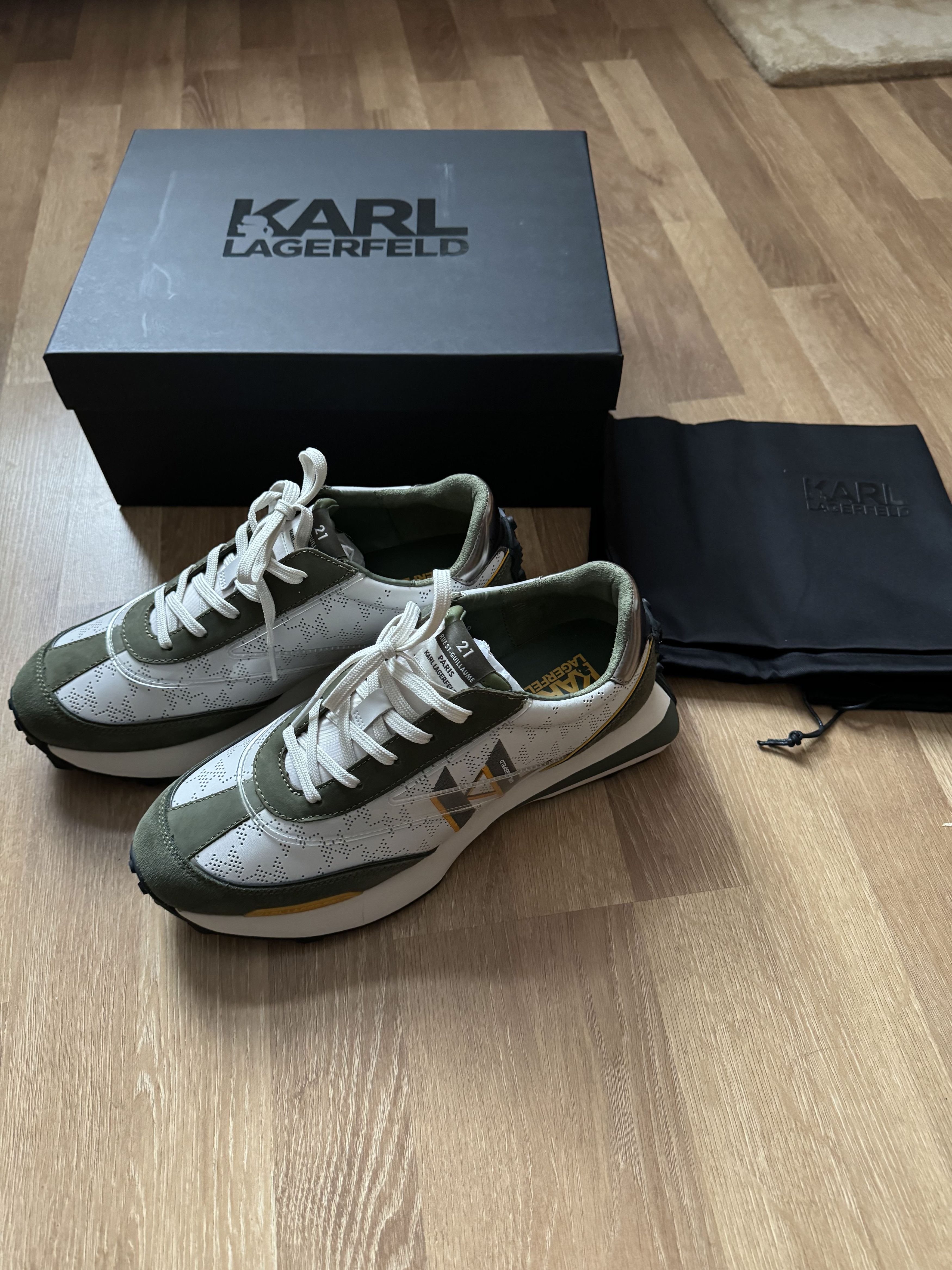 image of Karl Lagerfeld Zone Insignia Low-Top Sneakers in Green/White, Men's (Size 10)