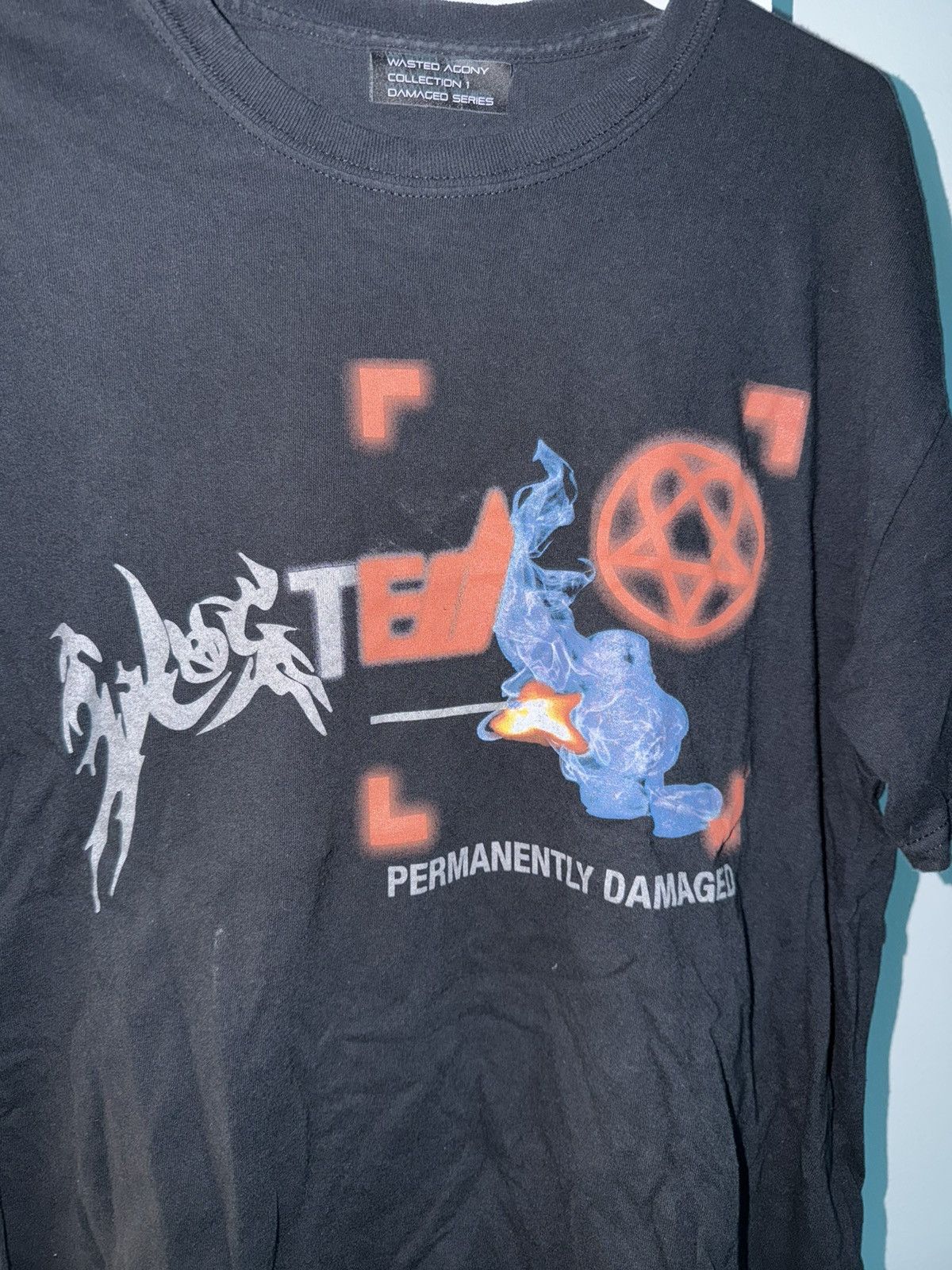 Other permanently damaged shirt Size US L / EU 52-54 / 3 - 2 Thumbnail