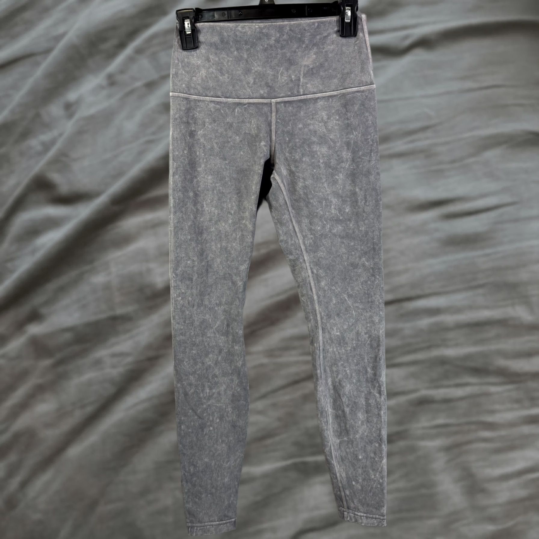 Lululemon Lululemon Pants Womens 6 Gray Acid Wash High Rise Leggings Yoga Athletic Size 28" / US 6 / IT 42 - 1 Thumbnail