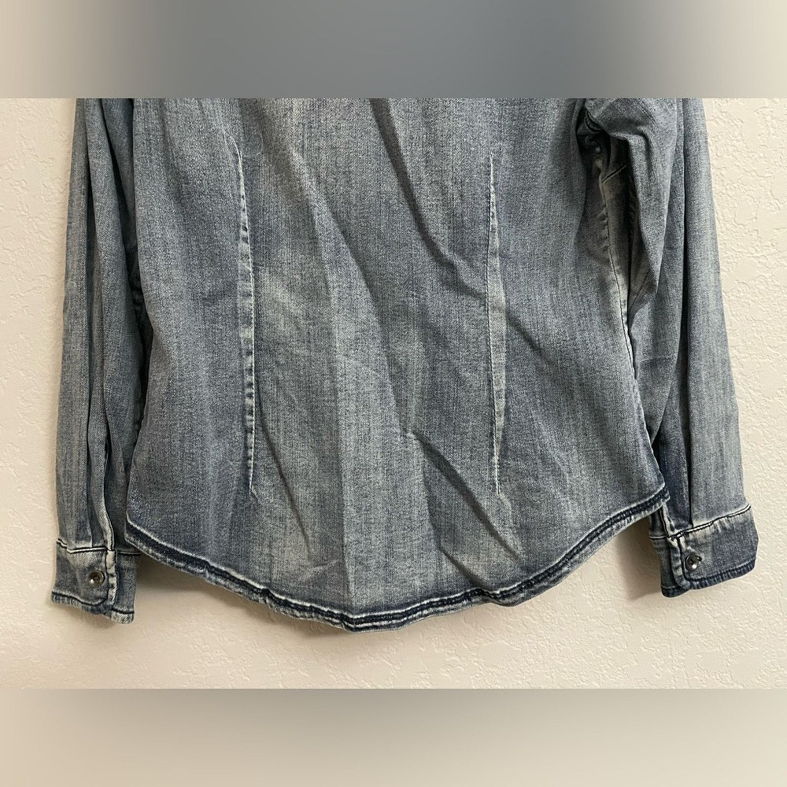 Coldwater Creek Cold water Creek Stretch Denim Button Shirt Petite Small Size S / US 4 / IT 40 - 7 Thumbnail