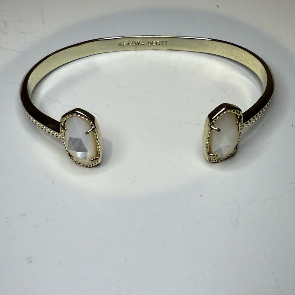 Designer Kendra Scott Elton Gold White Mother of Pearl Cuff Bracelet Size ONE SIZE - 3 Thumbnail