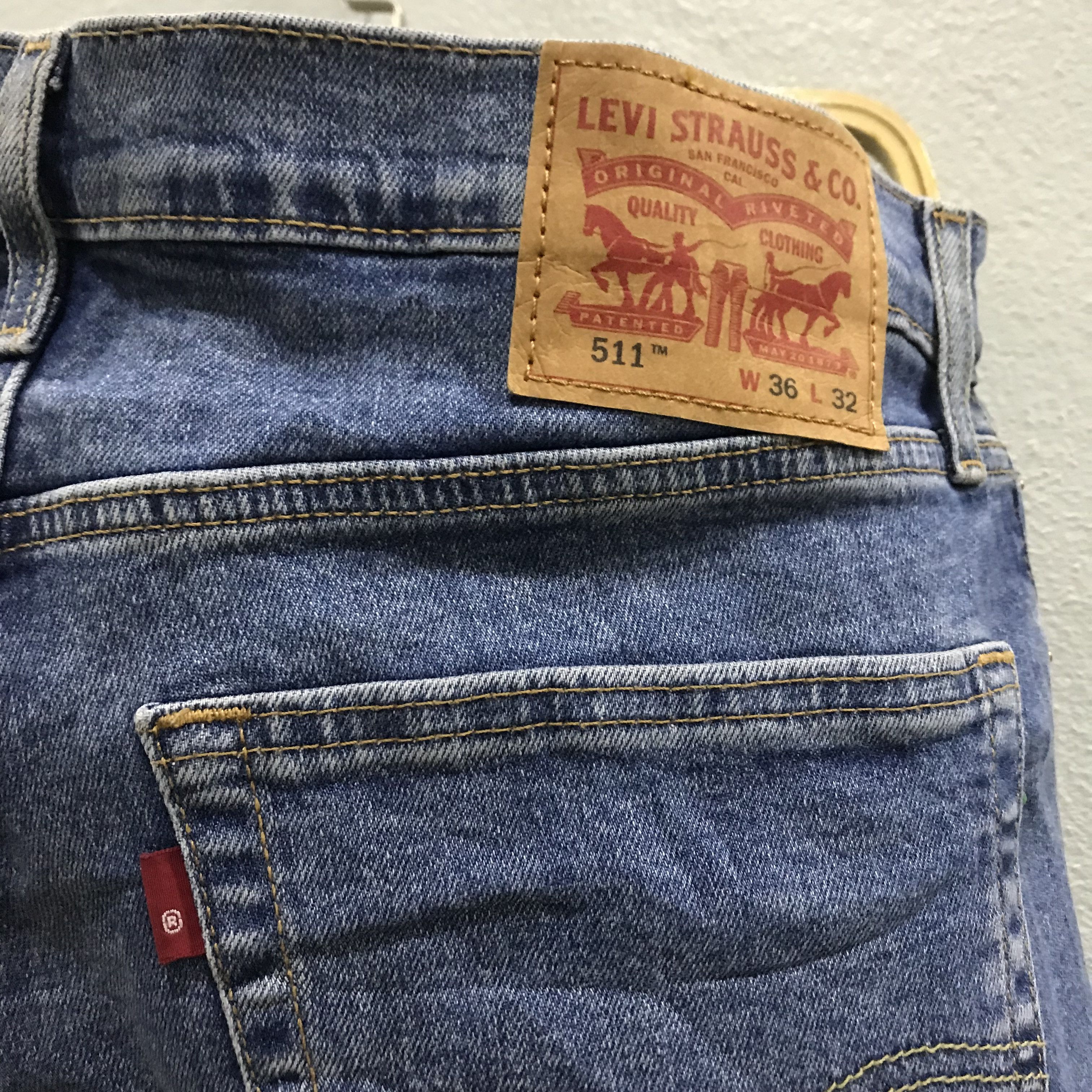 Levi's Levi's 511 Slim Fit Medium Wash Blue Jeans Size US 36 / EU 52 - 10 Thumbnail