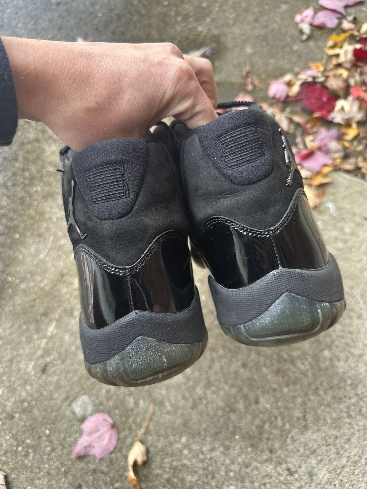 Air Jordan Retro 11 Cap n Gown size 9