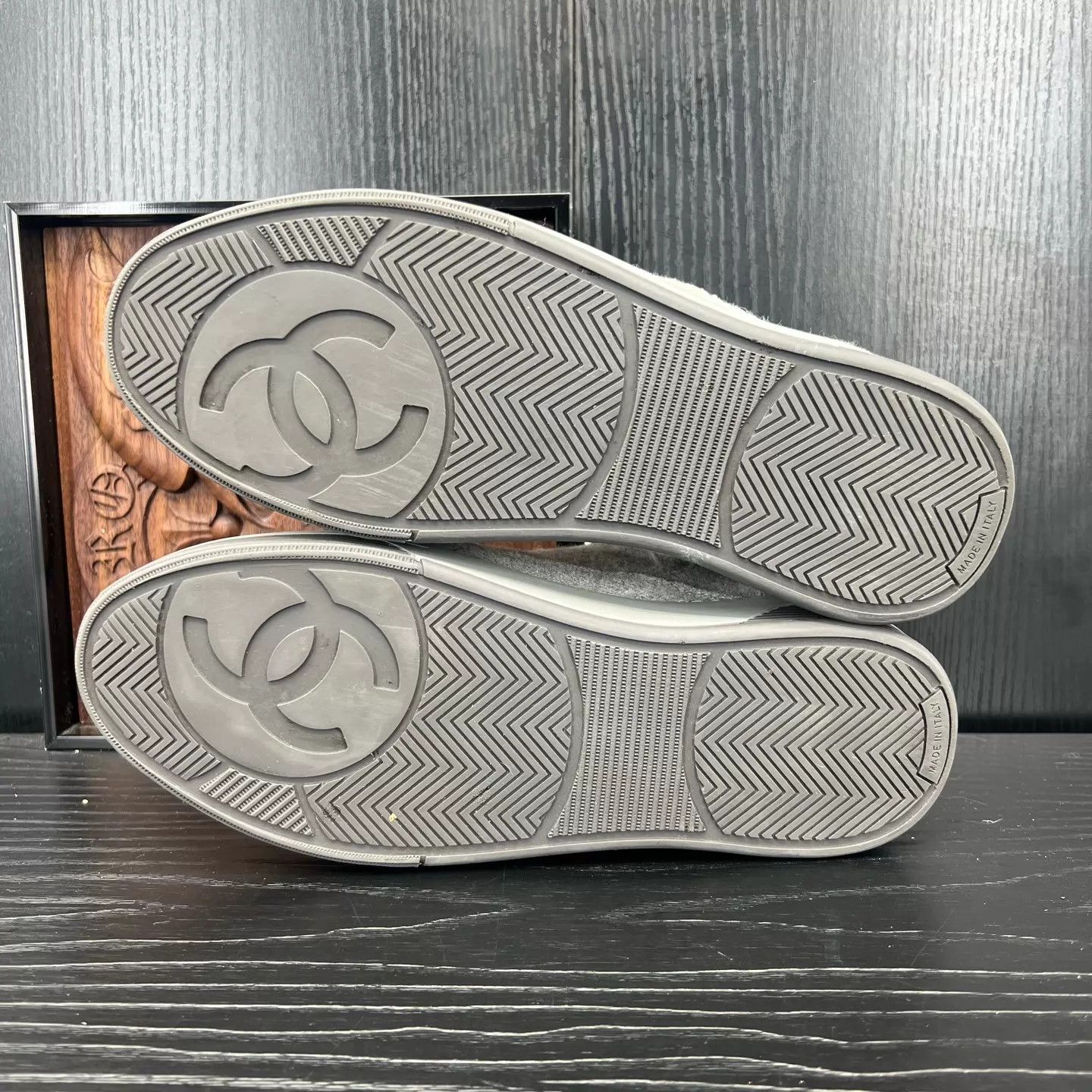 Chanel Chanel 24B Wool Gray Low-top Sneakers 38.5 Like New Size US 8 / IT 38 - 5 Thumbnail