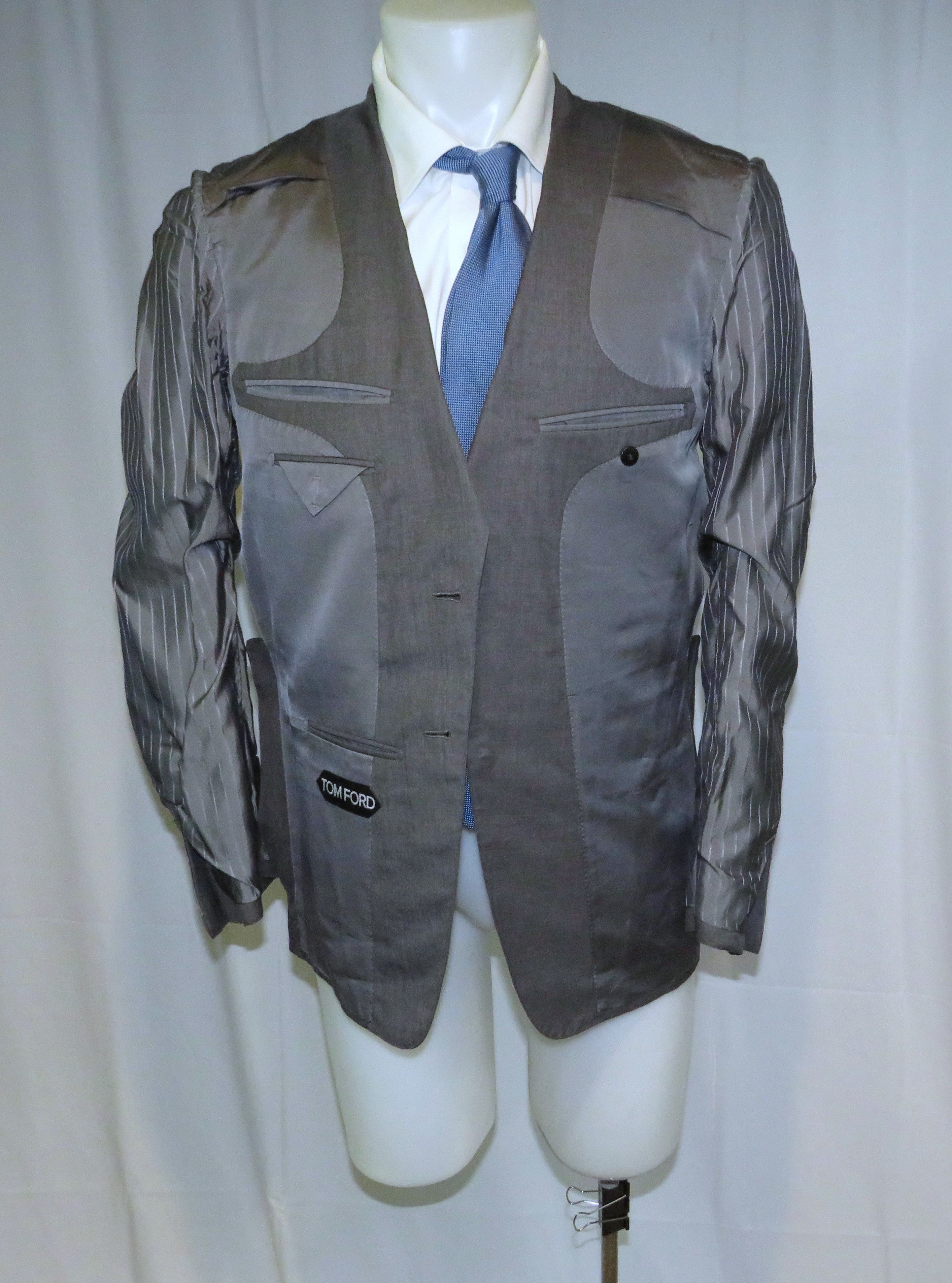 Tom Ford Shelton Current Silk Blend Solid Gray Two Button Suit 38R Size 38R - 11 Thumbnail