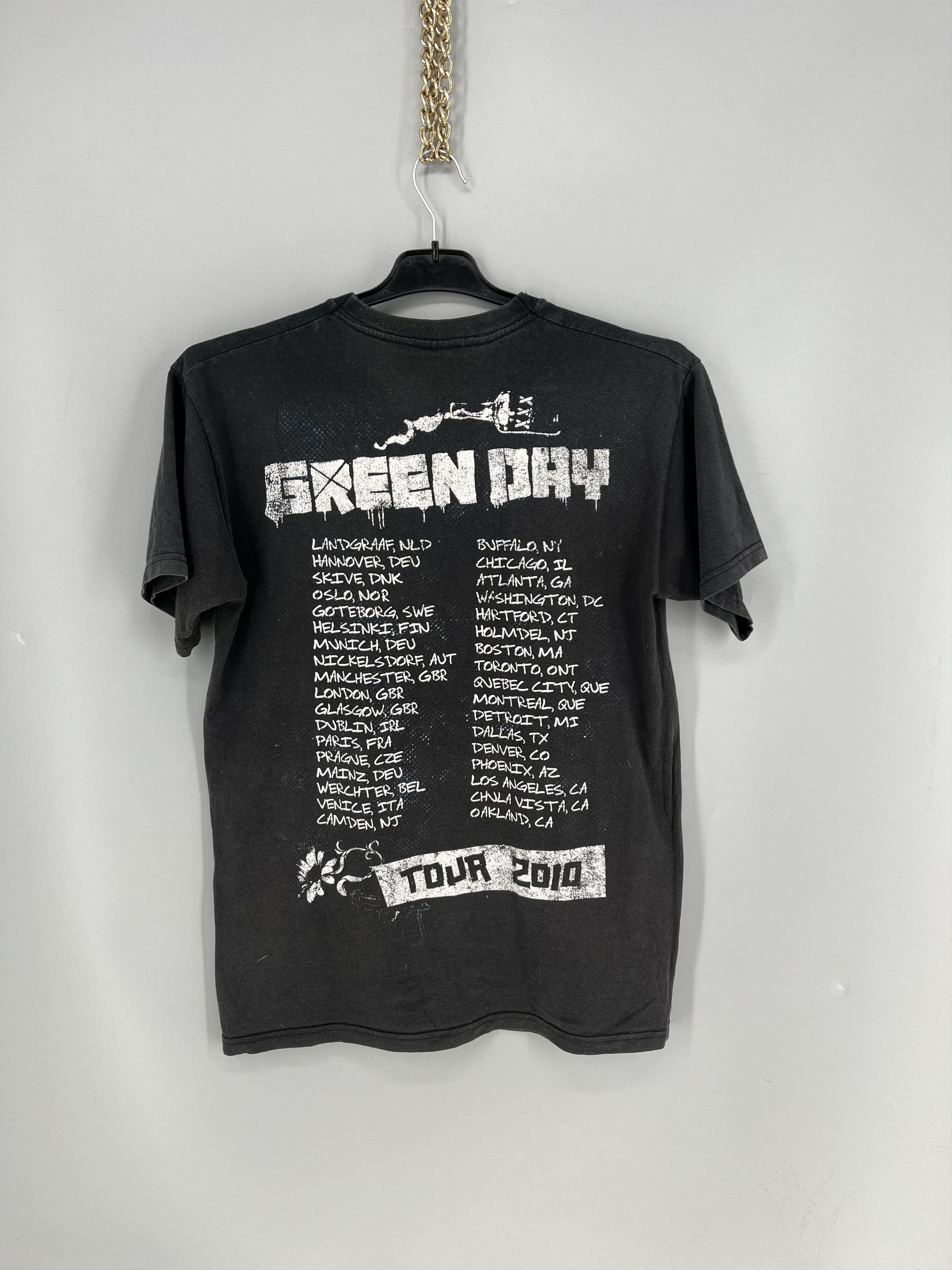 Band Tees Green Day Vintage Shirt 2009 Shirt Size US S / EU 44-46 / 1 - 9 Thumbnail