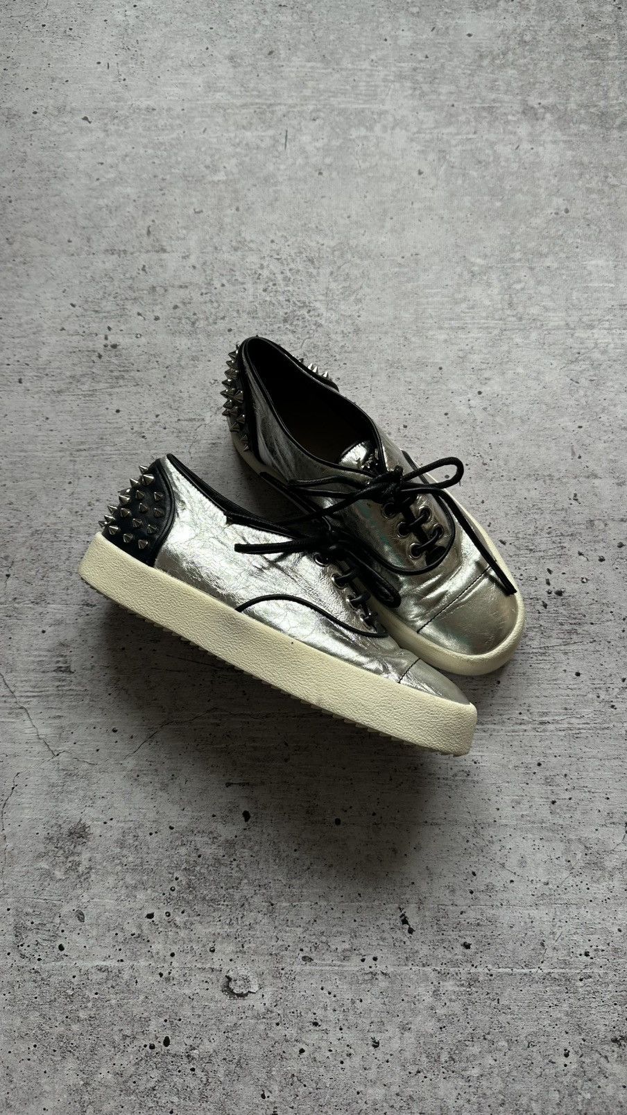 Giuseppe Zanotti Women's Giuseppe Zanotti Silver Leather Trainers Size US 9 / IT 39 - 1 Thumbnail