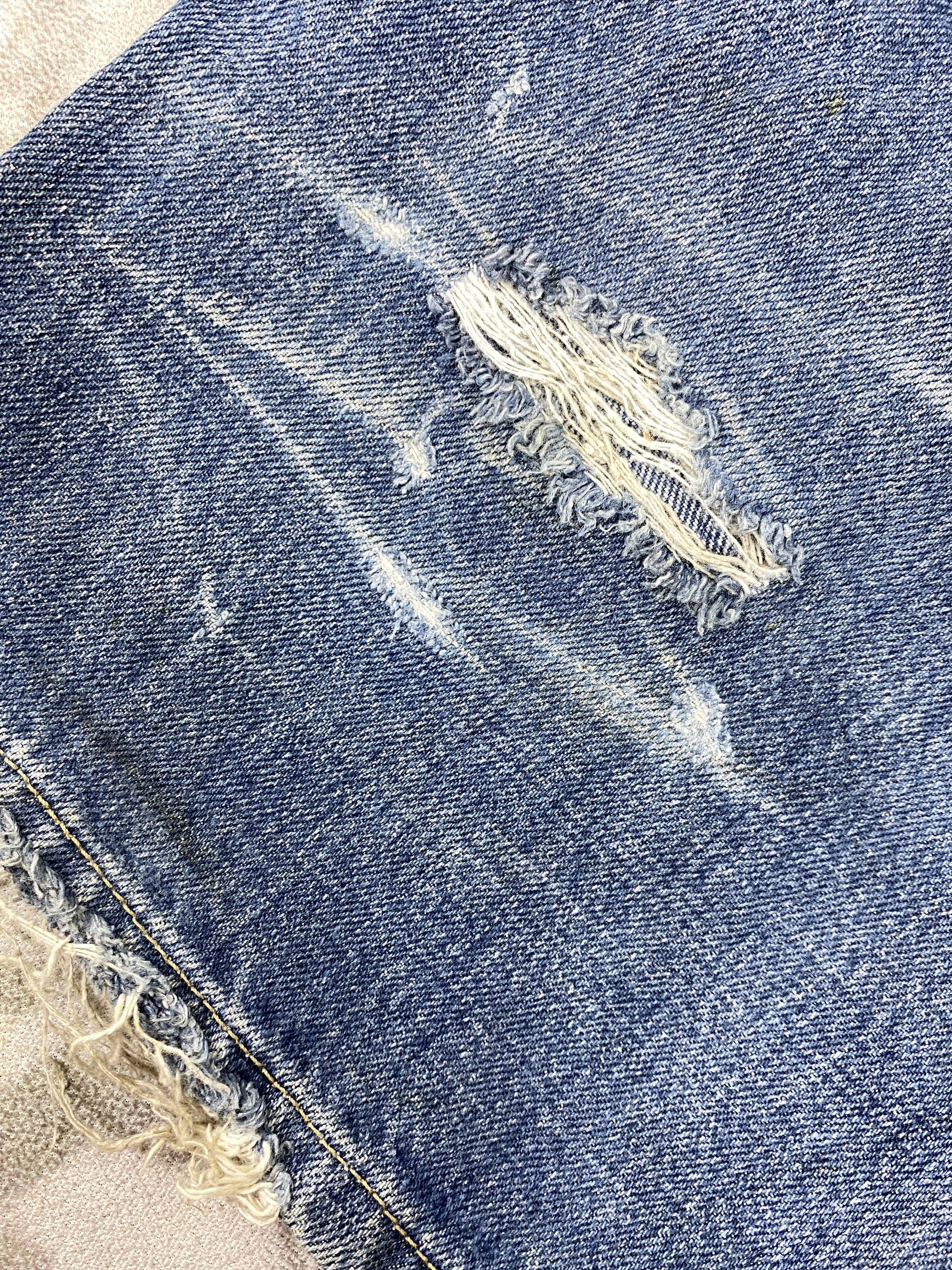 Levi's Vintage Levi's 569 Loose Straight Denim 39 x 33.5 -JN705 Size US 39 - 15 Thumbnail
