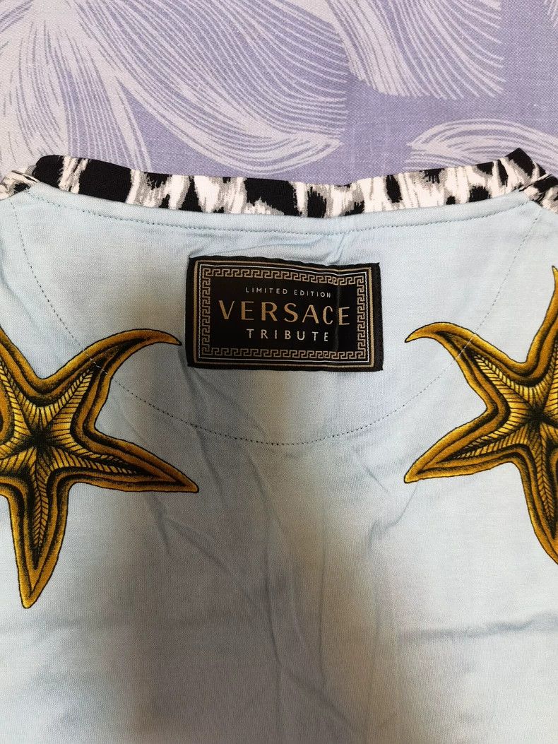 Versace Versace Comfortable and stylish cotton T-shirt for men wit Size US M / EU 48-50 / 2 - 4 Thumbnail
