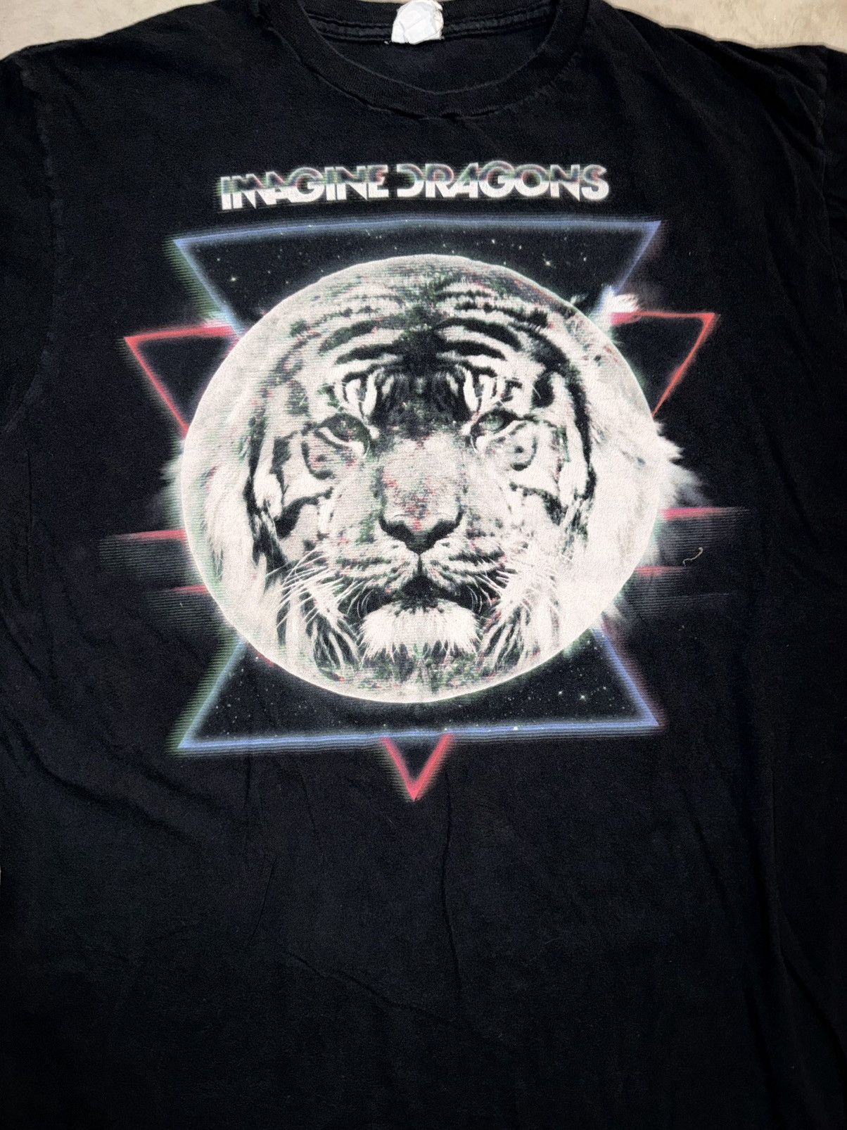 Band Tees OG Vintage Imagine Dragons White Tiger Band Tee Early 2010s Size US L / EU 52-54 / 3 - 2 Thumbnail