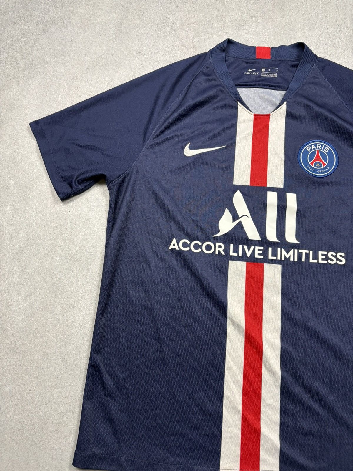 Nike Nike Paris Saint Germain PSG 2019/2020 Home Jersey Shirt L Size US L / EU 52-54 / 3 - 4 Thumbnail