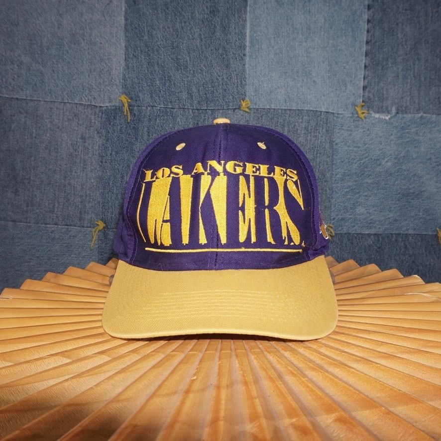 NBA OSFA - Vintage Y2K Los Angeles Lakers embroidered 1990s hat Size ONE SIZE - 1 Thumbnail