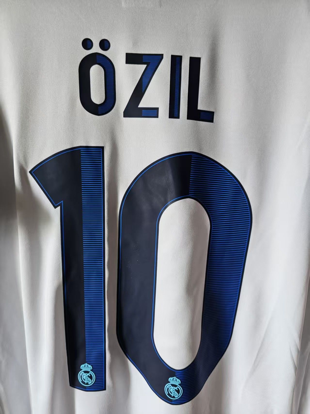Other 2012 13 Real Madrid #10 Mesut Özil Home Size US L / EU 52-54 / 3 - 5 Thumbnail