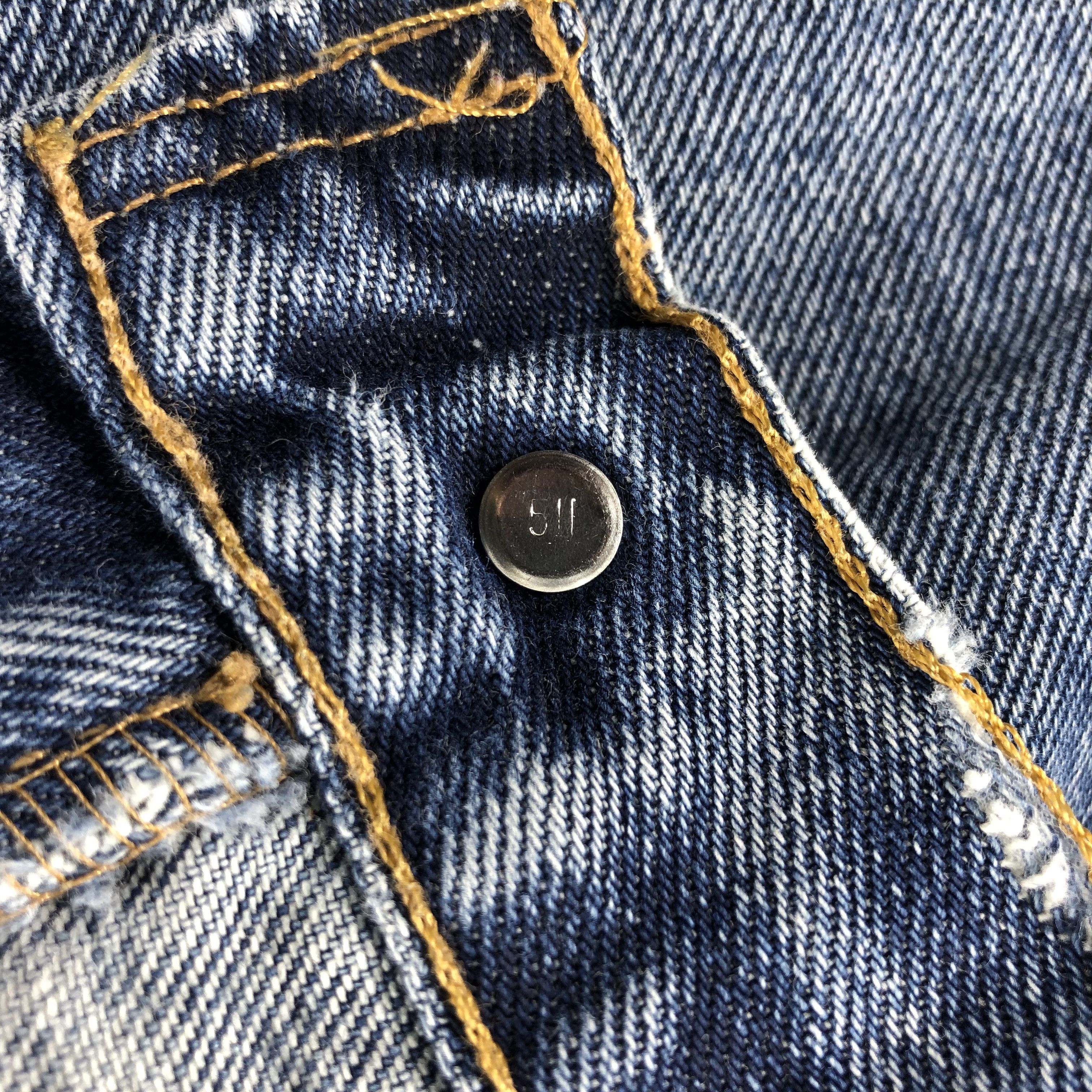Levi's 90s Vintage Blue Wash Levis RedTab Jeans-J2348 Size US 35 - 14 Thumbnail