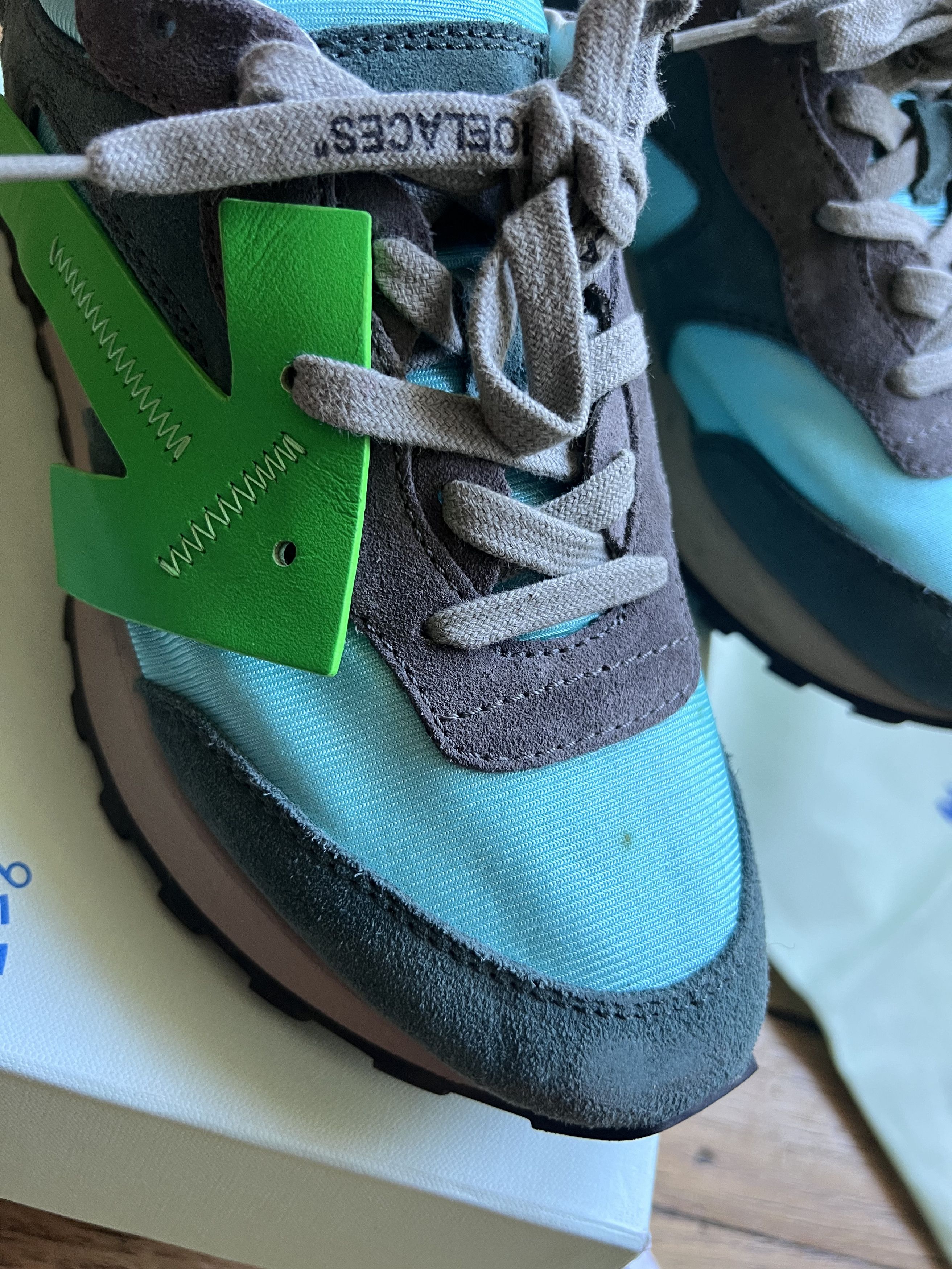 Off-White Off-White low runner / Virgil Era, Made in Italy | Sz37 Size US 7 / IT 37 - 1 Thumbnail