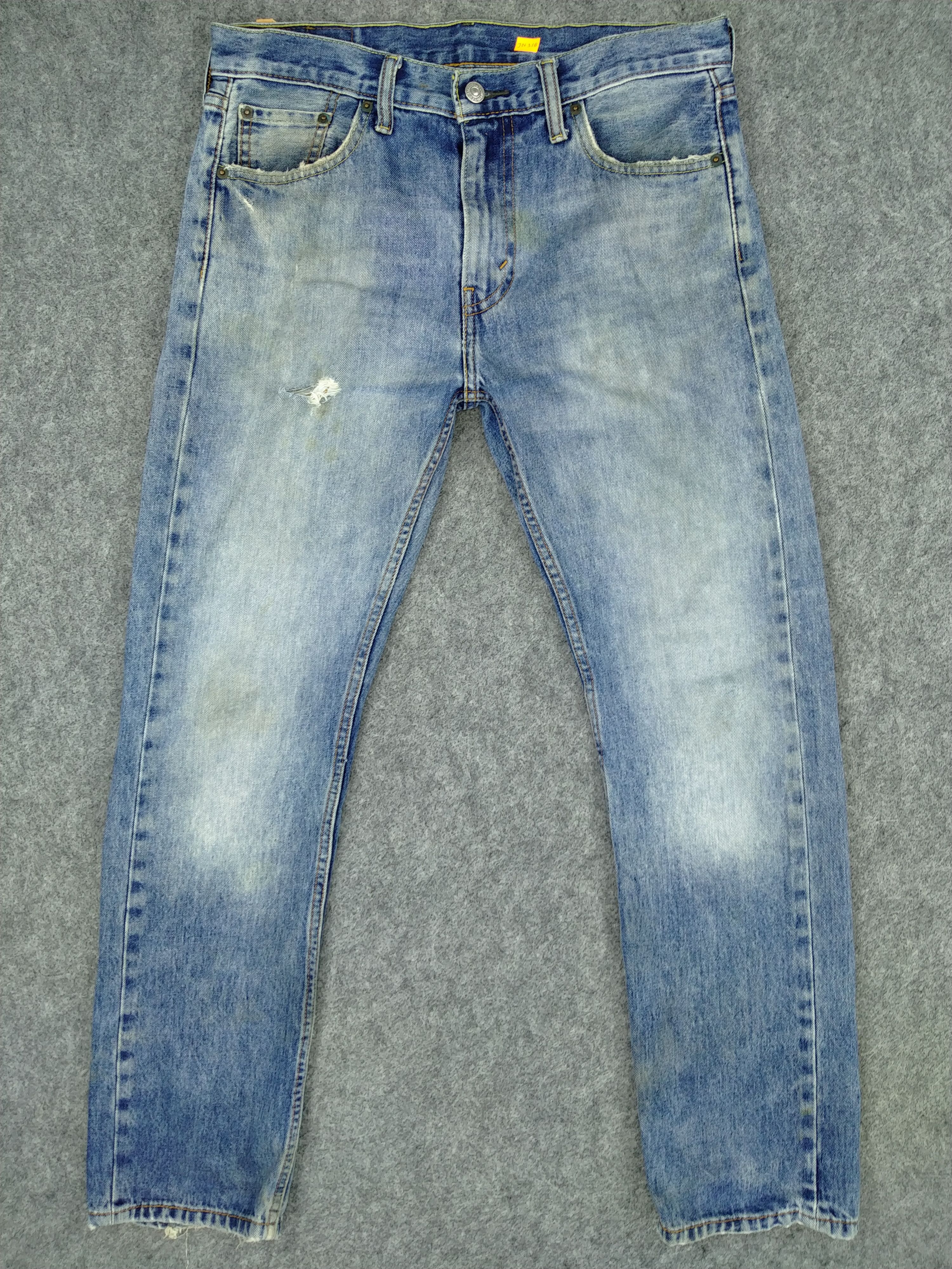 Levi's Vintage Levi's 513 Distressed 32 x 30 Denim -JN318 Size US 32 / EU 48 - 1 Thumbnail