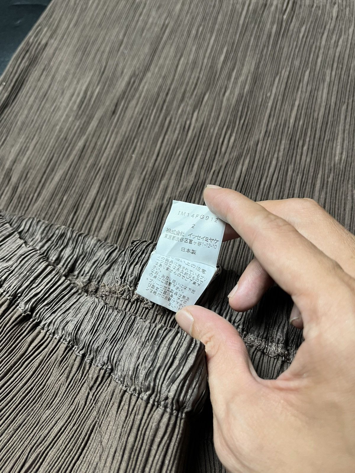 Homme Plisse Issey Miyake × Issey Miyake × Pleats Please Issey Miyake vtg issey miyake pleats please Size 28" / US 6 / IT 42 - 8 Thumbnail