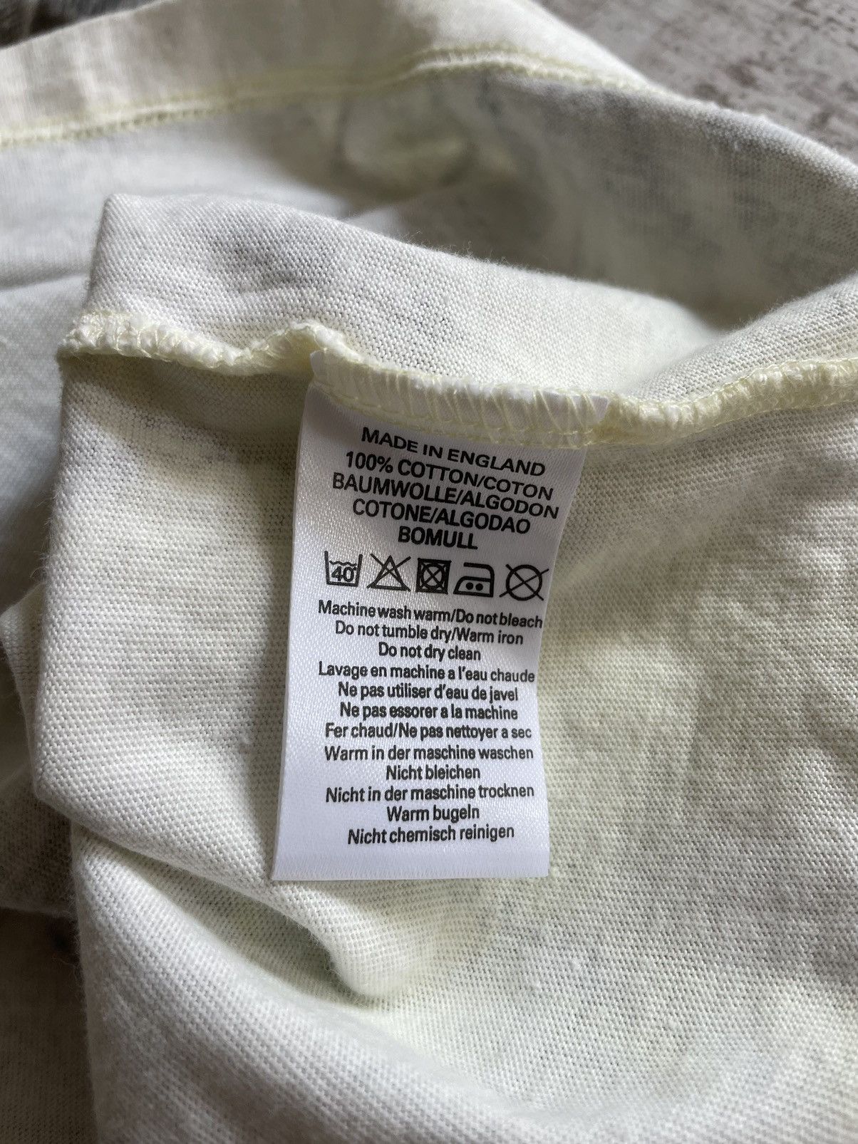 Burberry Burberrys Vintage Custom Floral T-Shirt Big Logo 1 of 1 Size US M / EU 48-50 / 2 - 10 Thumbnail