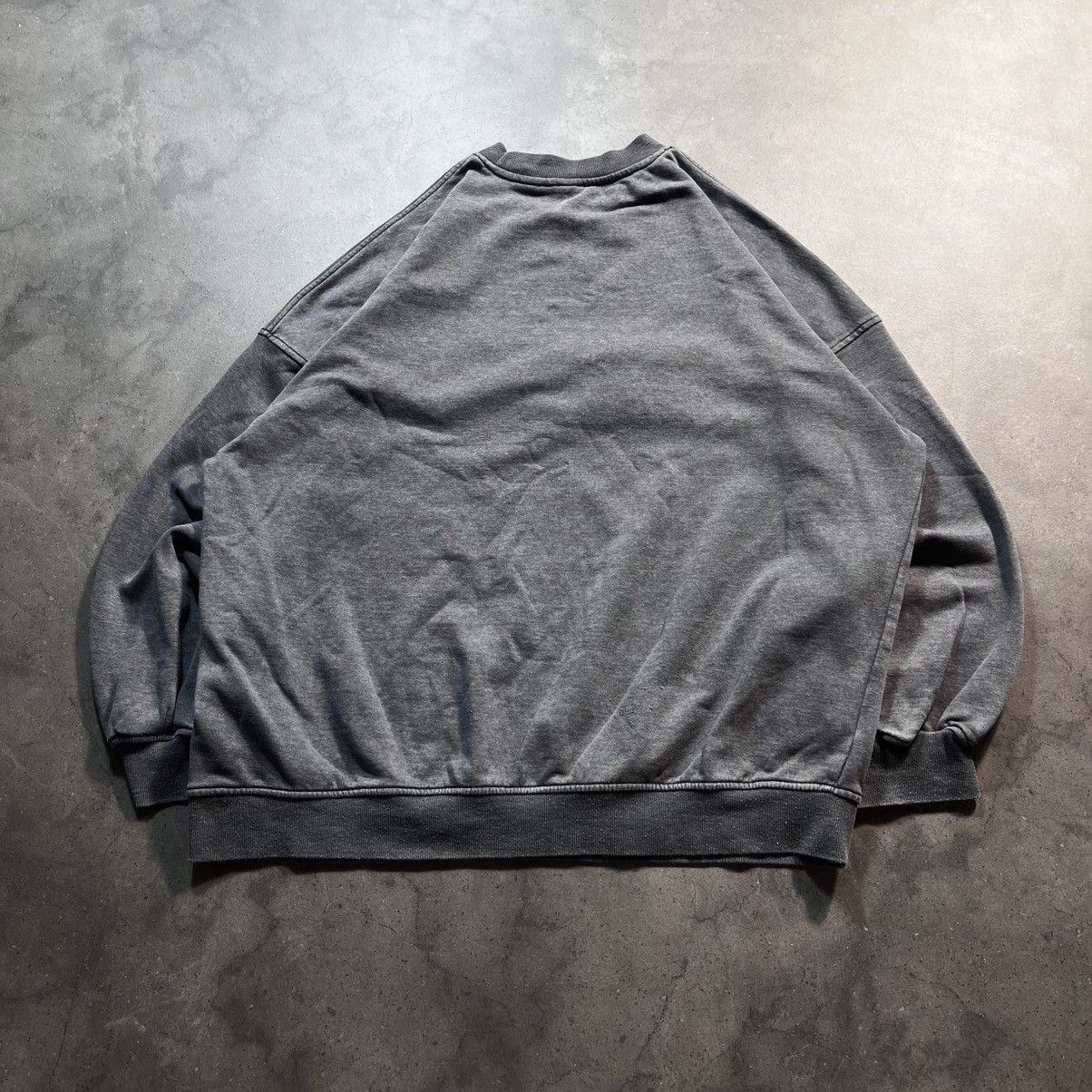The Cure Vintage 00s Y2K The Cure Rock Metal Crewneck Sweatshirt Rare Size US XL / EU 56 / 4 - 6 Thumbnail
