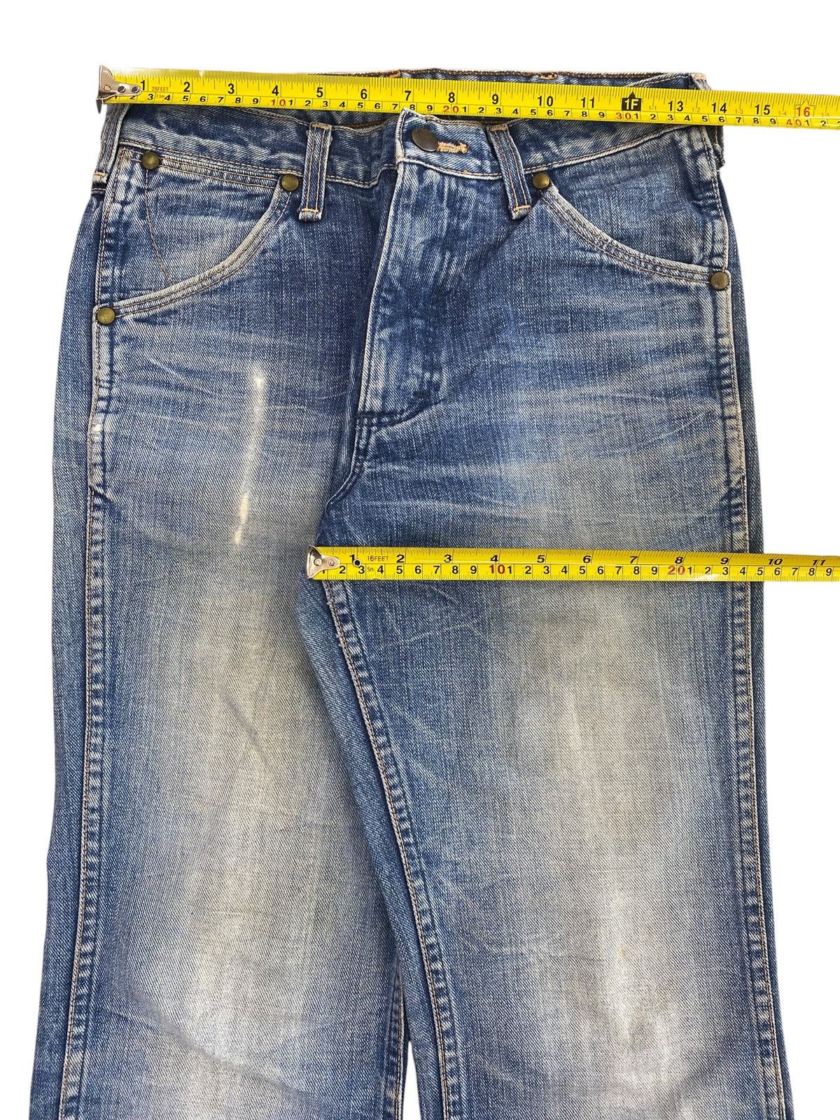 Wrangler Wrangler Brand Whiskers Faded Wash Style Bootcut Jeans Size US 28 / EU 44 - 5 Thumbnail