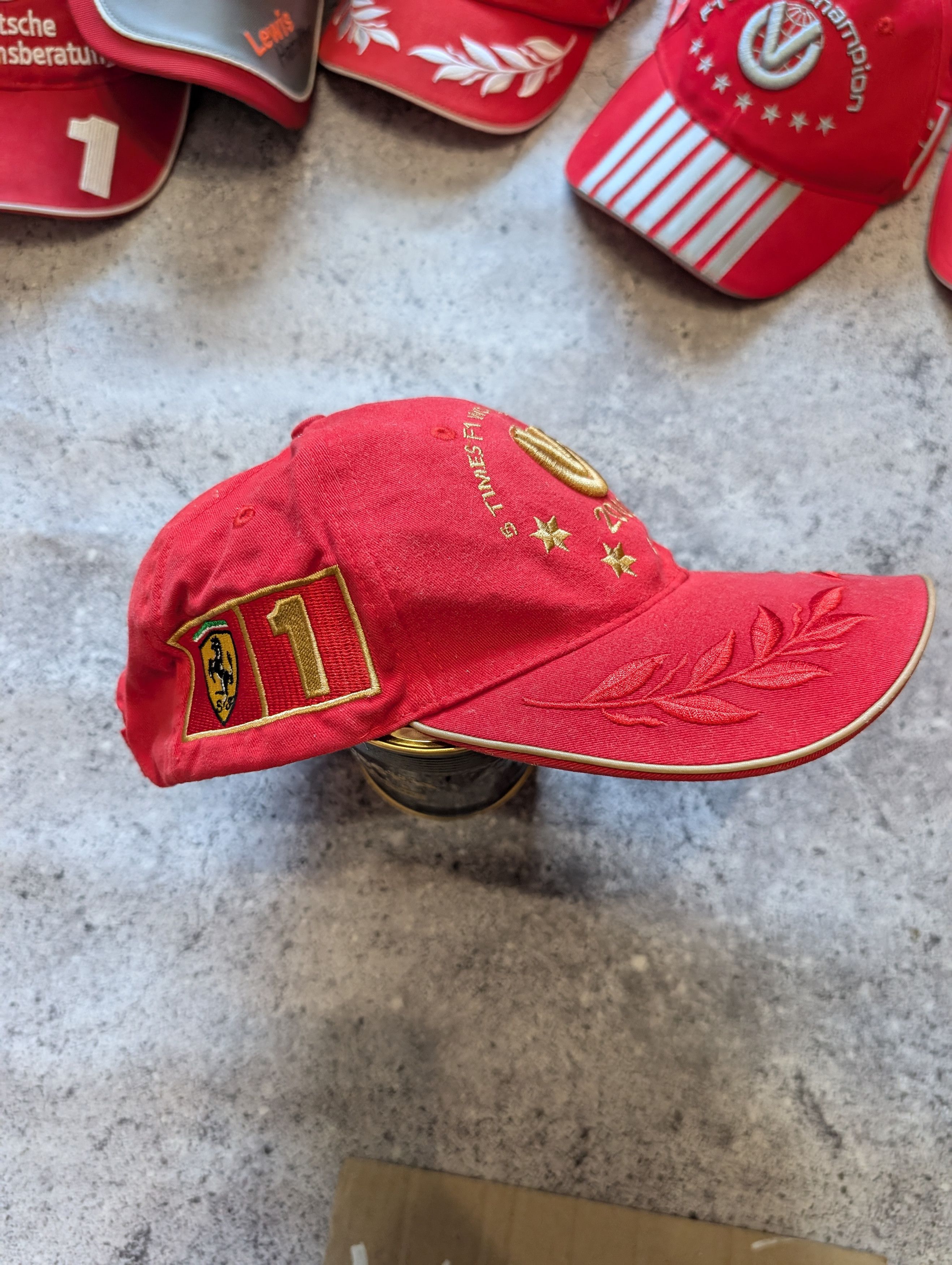 Ferrari × Vintage Michael Schumacher 2002 F1 World Champion Ferrari Formula 1 Size ONE SIZE - 4 Thumbnail