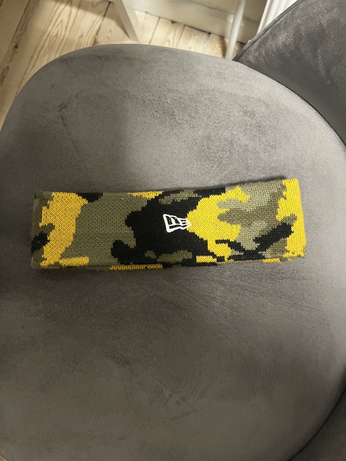 Supreme Supreme New Era Reflective Logo Headband Yellow Camo Size ONE SIZE - 3 Thumbnail