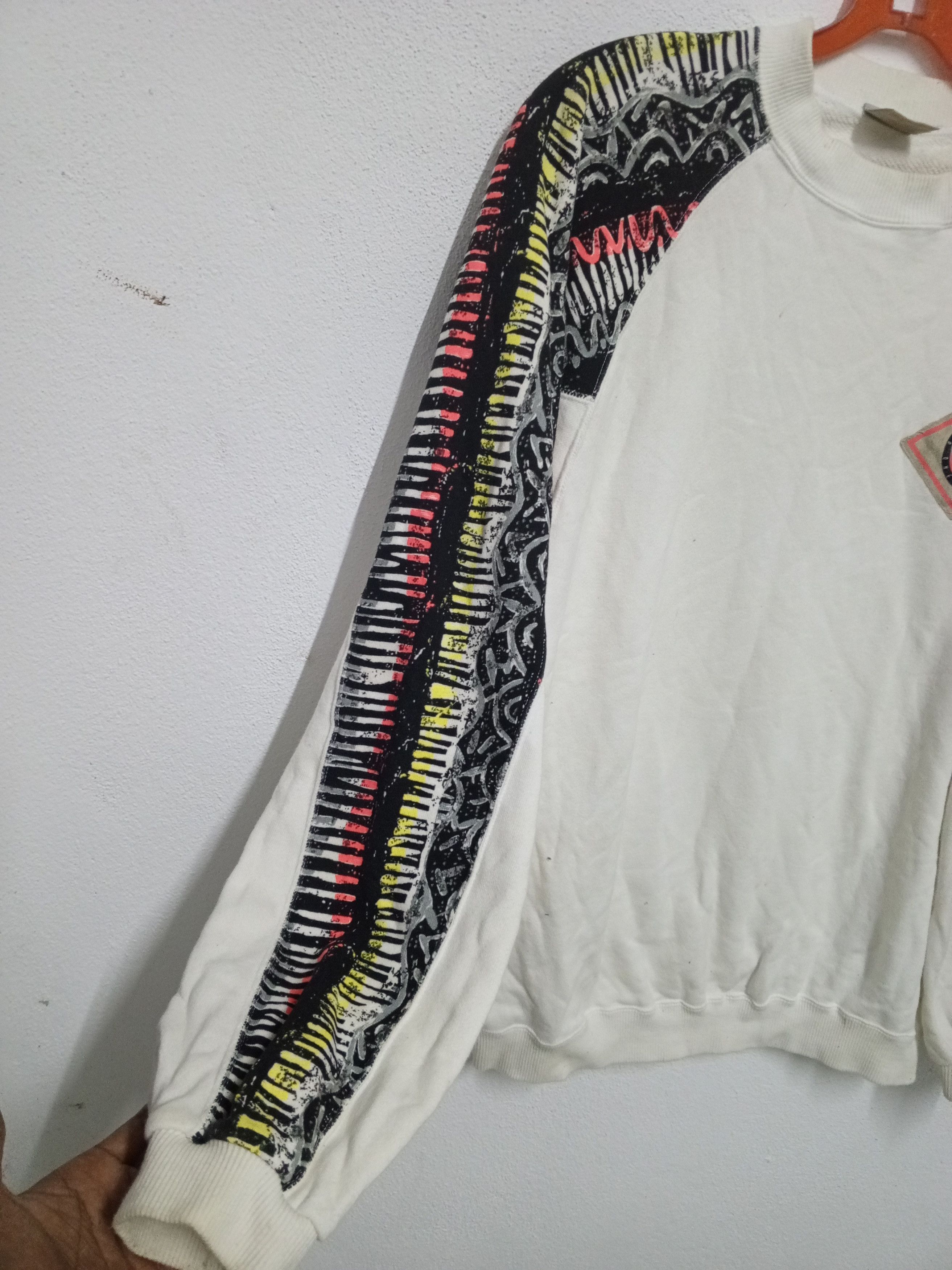 Ocean Pacific OCEAN PACIFIC BEAUTIFUL DESIGN SWEATSHIRT Size US L / EU 52-54 / 3 - 4 Thumbnail