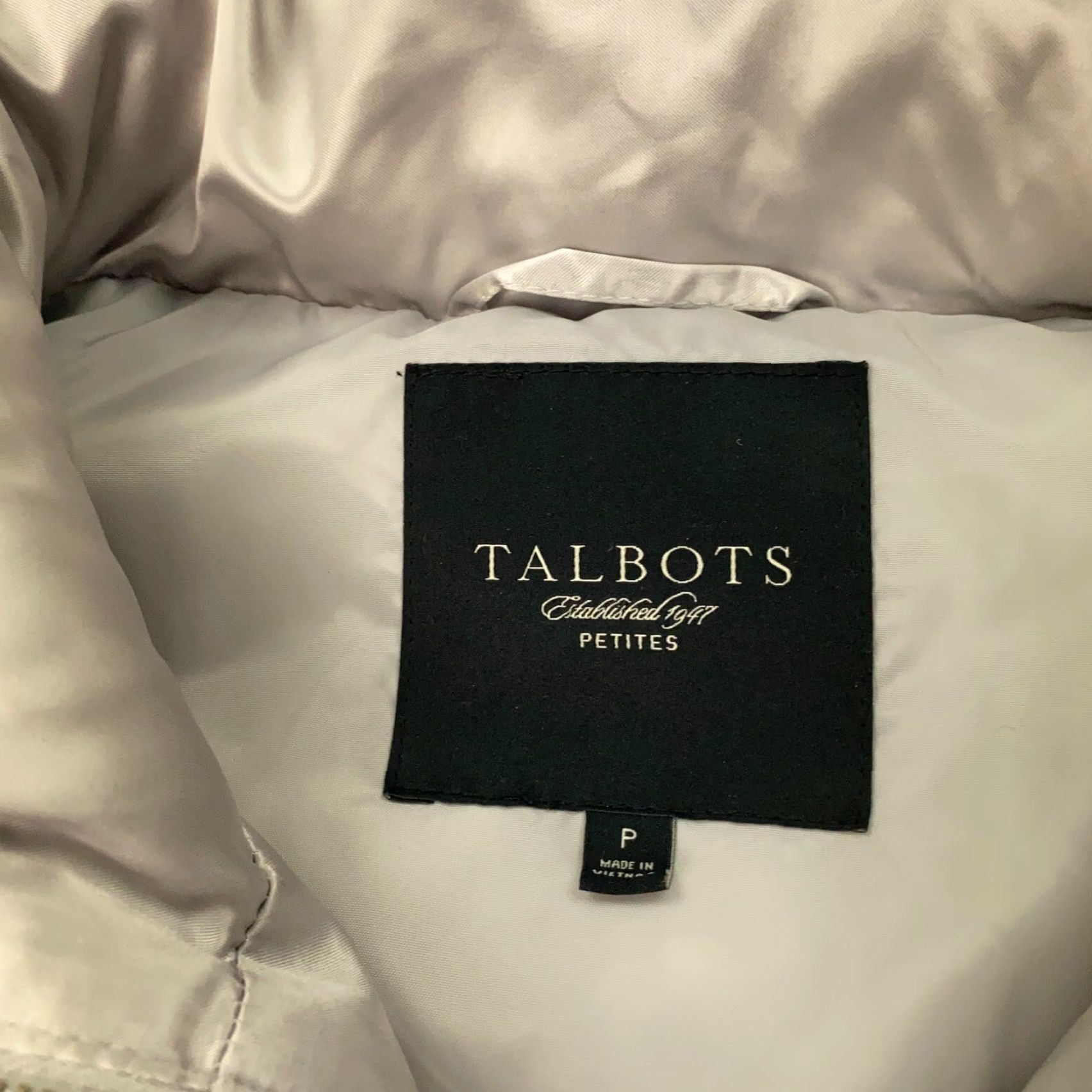 Talbots VINTAGE Talbots Petites Puffer Vest Womens P (Size 0/2) Silver Down Full Zip Pockets Size XXS / US 00 / IT 34 - 2 Thumbnail