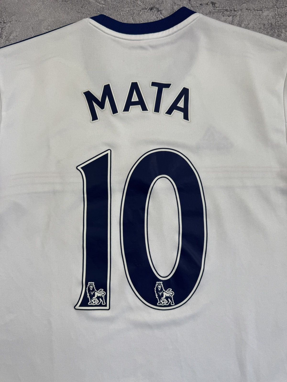 Adidas Chelsea 2013-14 Jersey #10 MATA Adidas Football Shirt Size M Size US M / EU 48-50 / 2 - 14 Thumbnail