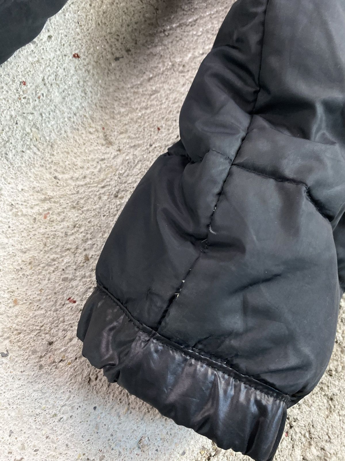 Adidas Adidas vintage puffer down jacket black 90s y2k Size US L / EU 52-54 / 3 - 13 Thumbnail