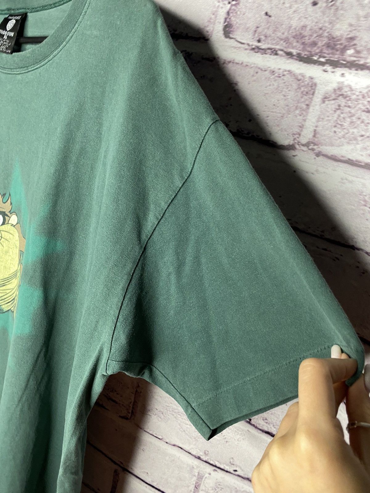 Other Men's Taz Warner Bros Tee vintage overprint logo tee 1996 Size US XL / EU 56 / 4 - 3 Thumbnail