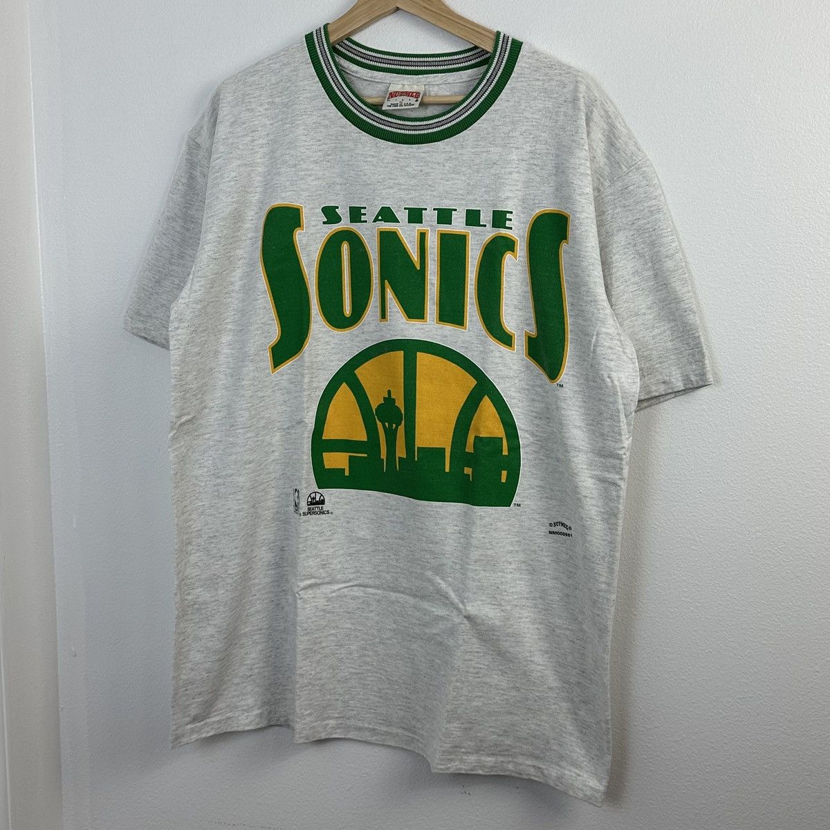 Nutmeg Vintage Seattle Sonics T Shirt XL Nutmeg Mills Supersonics Size US XL / EU 56 / 4 - 2 Thumbnail