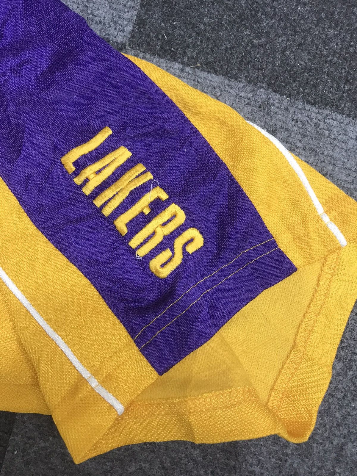 NBA × Nike × Vintage Vintage NIKE LAKERS Jersey Size US XL / EU 56 / 4 - 10 Thumbnail
