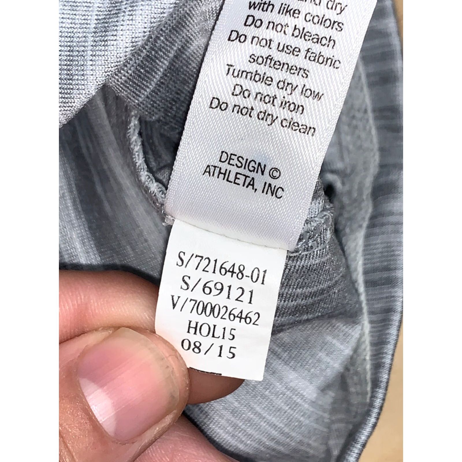 Athleta **Womens 1/4 Zip Pullover Sweatshirt Gray S Activewear** User: **Athleta 1/4 Zip Pullover Sweatshirt Gray S Women's Activewear** Size S / US 4 / IT 40 - 2 Thumbnail