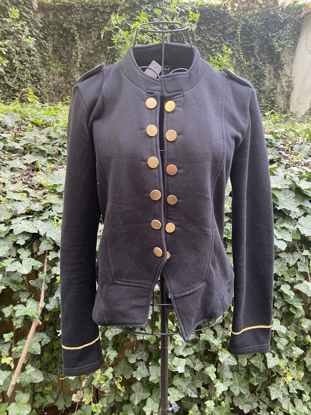 Vintage Vintage black strict blazer Size M / US 6-8 / IT 42-44 - 1 Thumbnail